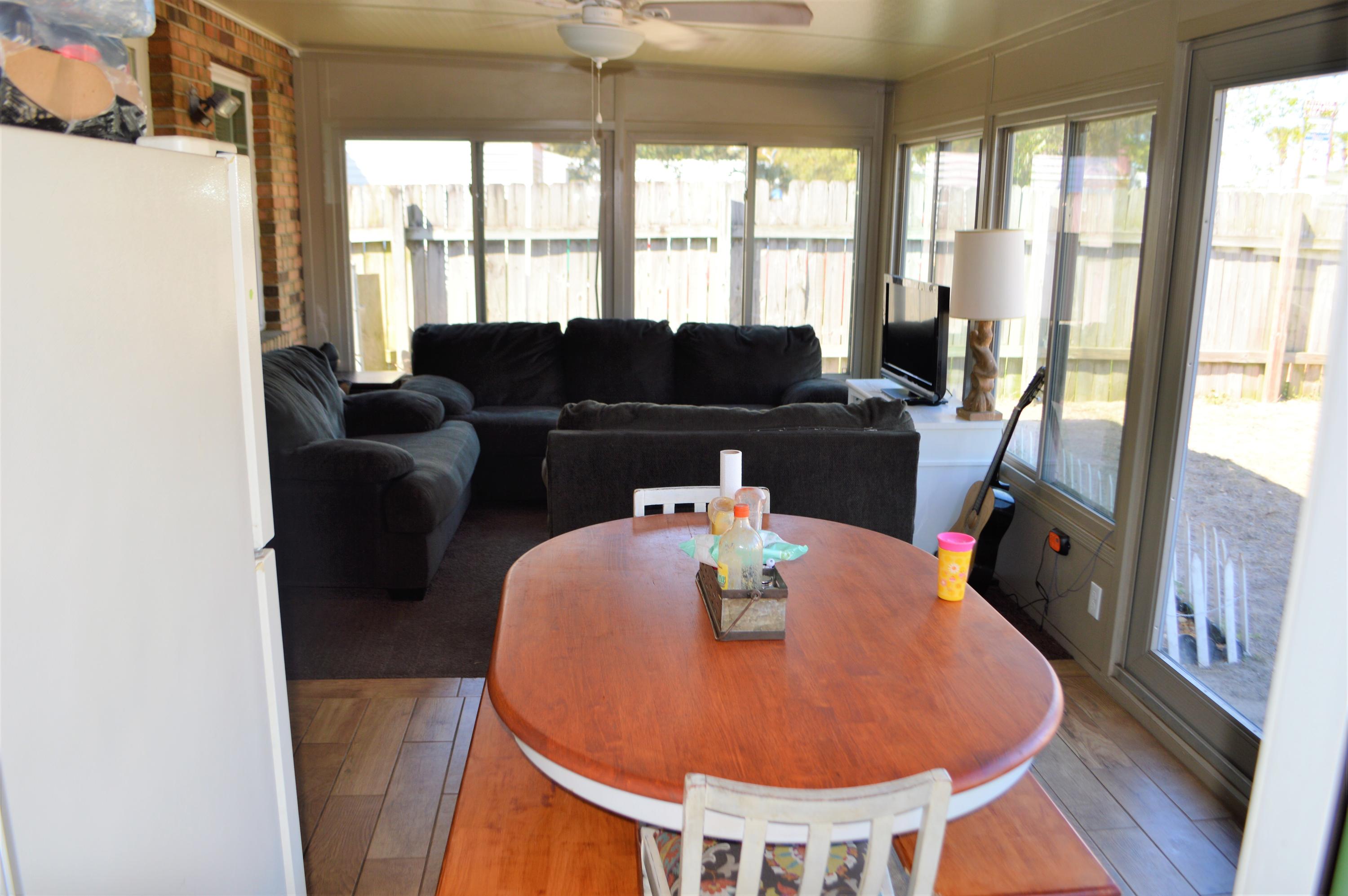 NAVARRE S/D 2ND ADDN - Residential