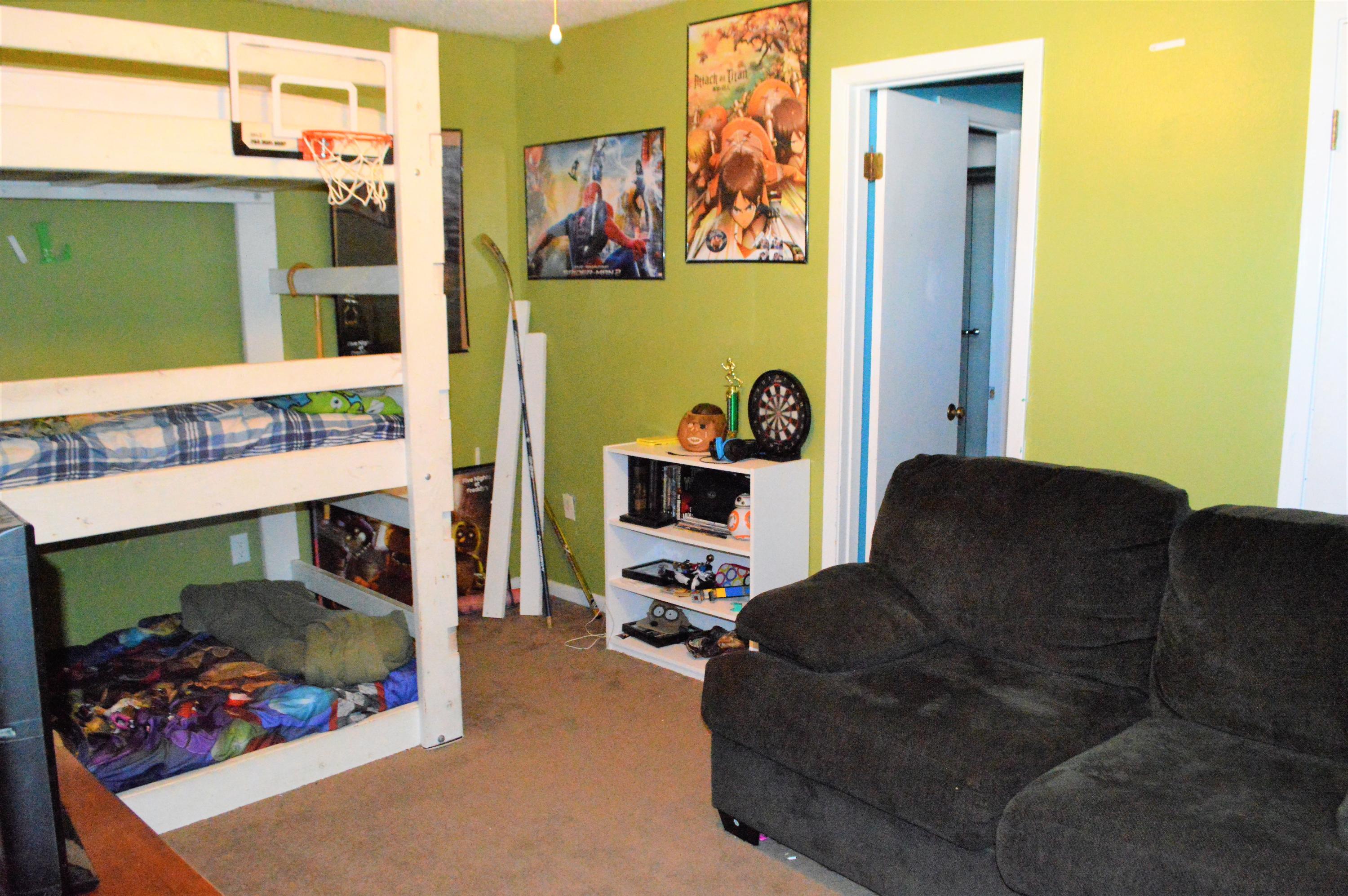 NAVARRE S/D 2ND ADDN - Residential