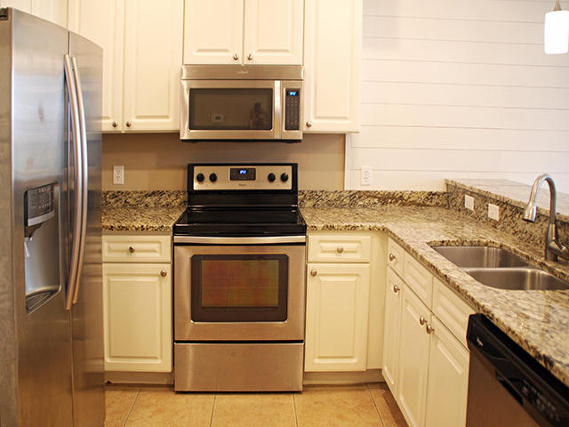 VILLAGE AT BLUE MOUNTAIN BEACH - Residential