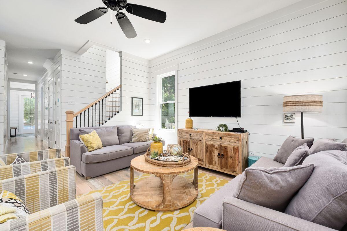 THE HAMMOCKS OF SEAGROVE - Residential