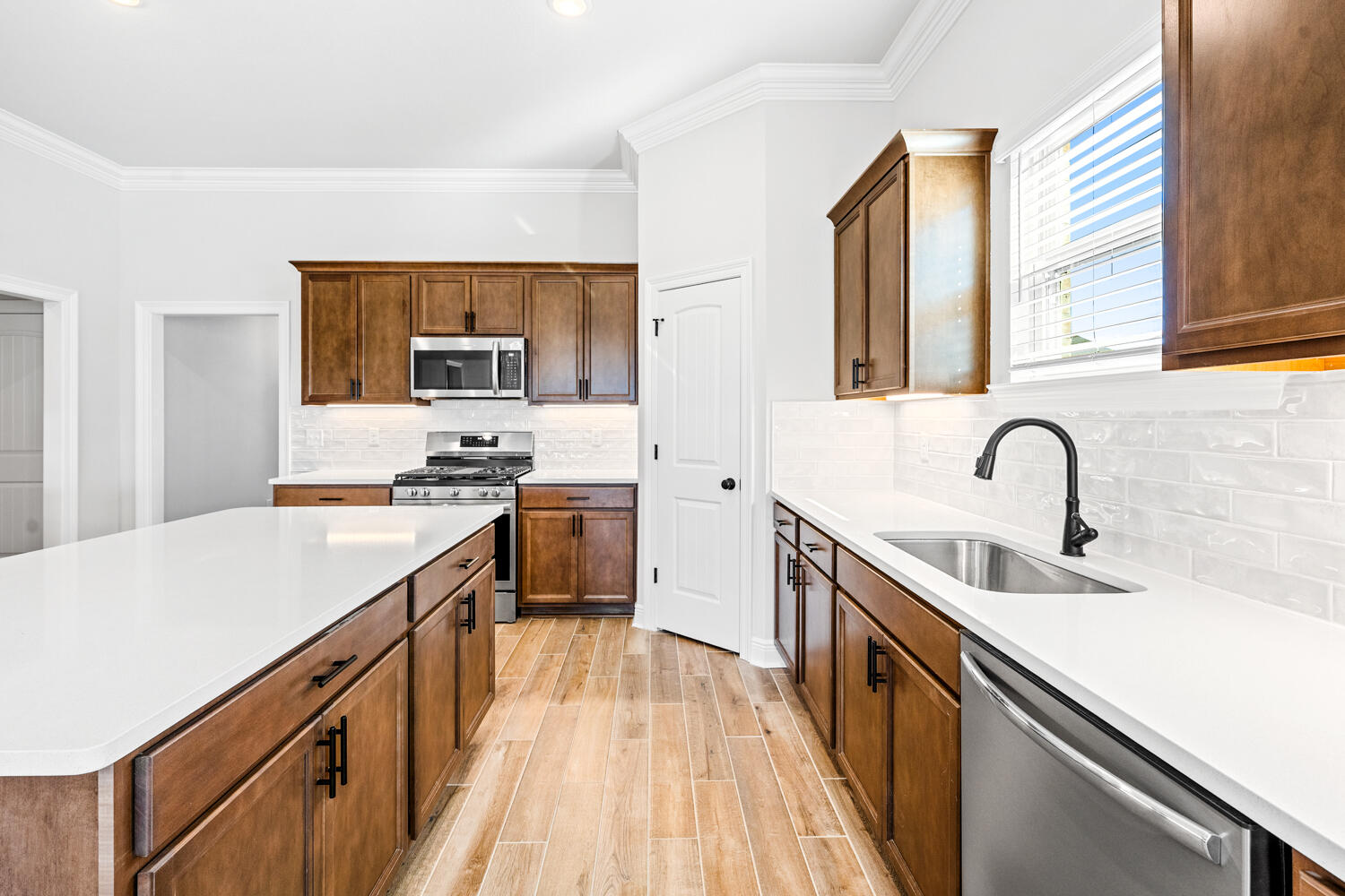 THE BLUFFS AT LAFAYETTE - Residential