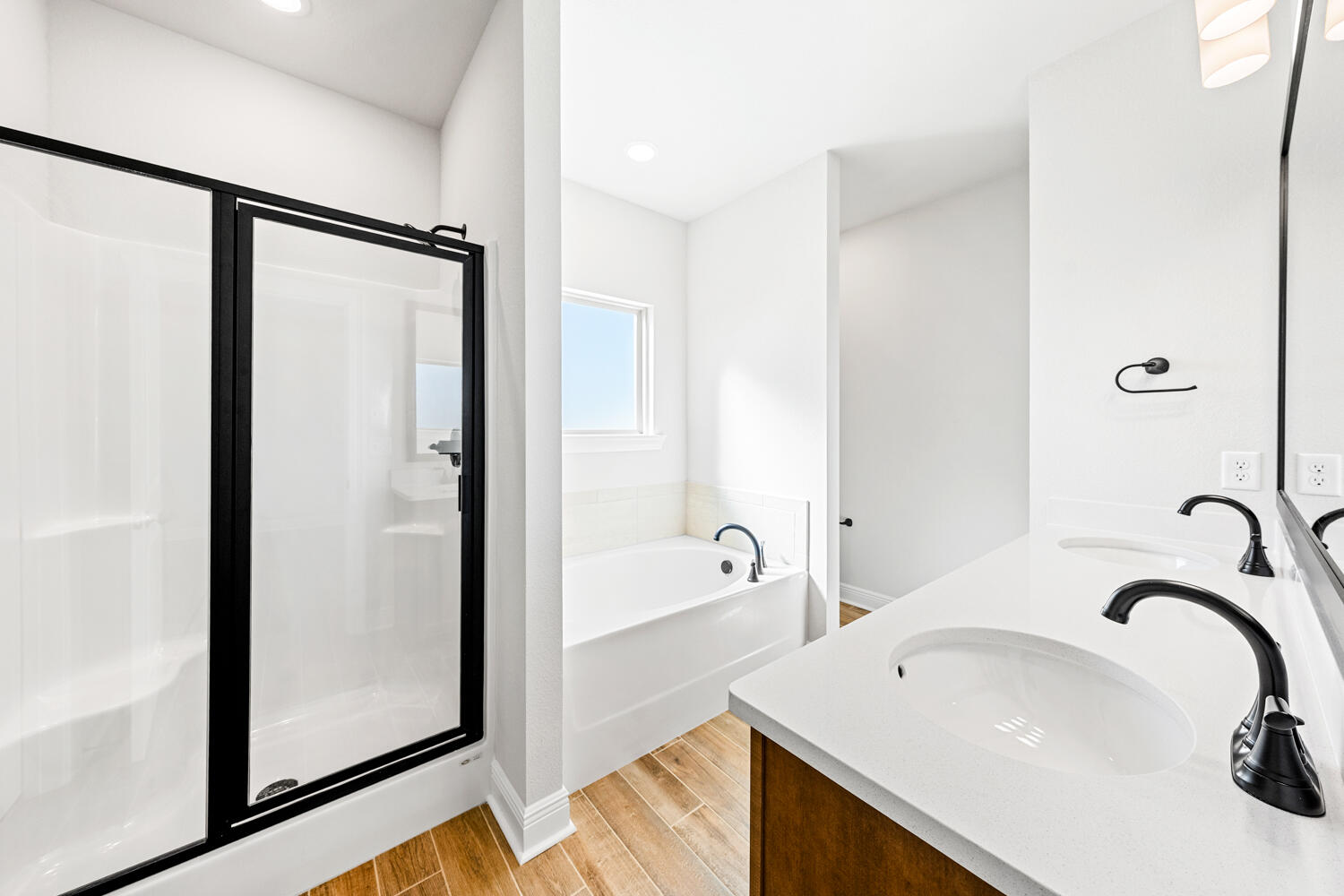 THE BLUFFS AT LAFAYETTE - Residential