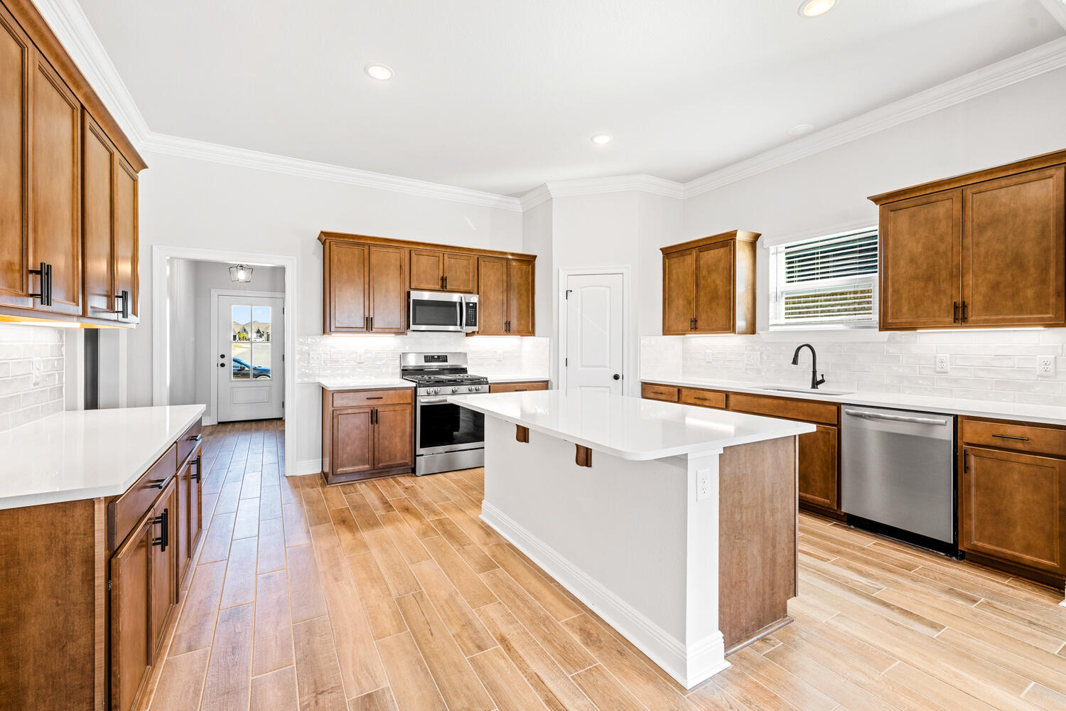 THE BLUFFS AT LAFAYETTE - Residential