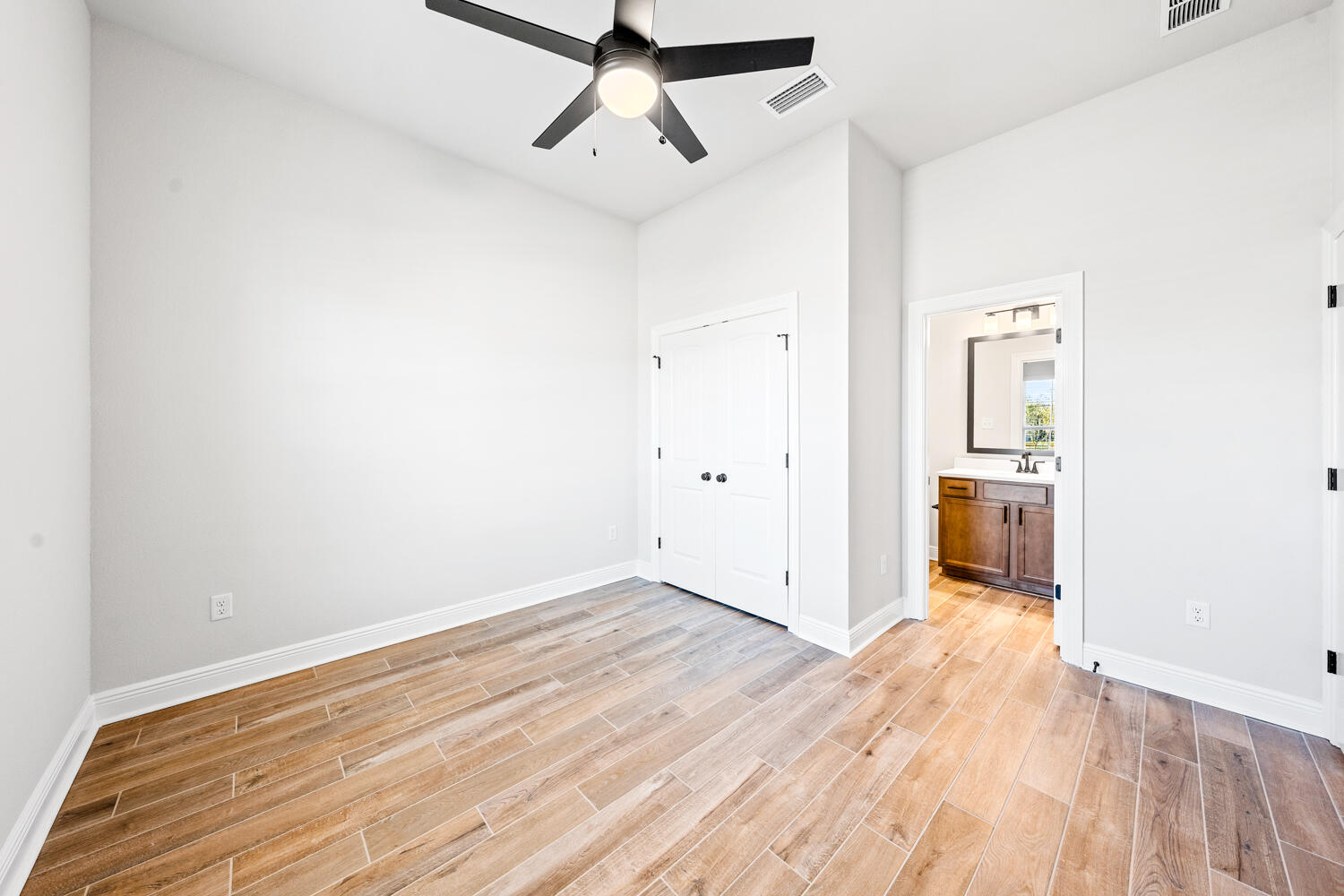 THE BLUFFS AT LAFAYETTE - Residential