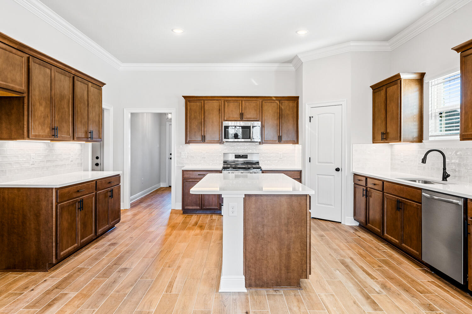 THE BLUFFS AT LAFAYETTE - Residential