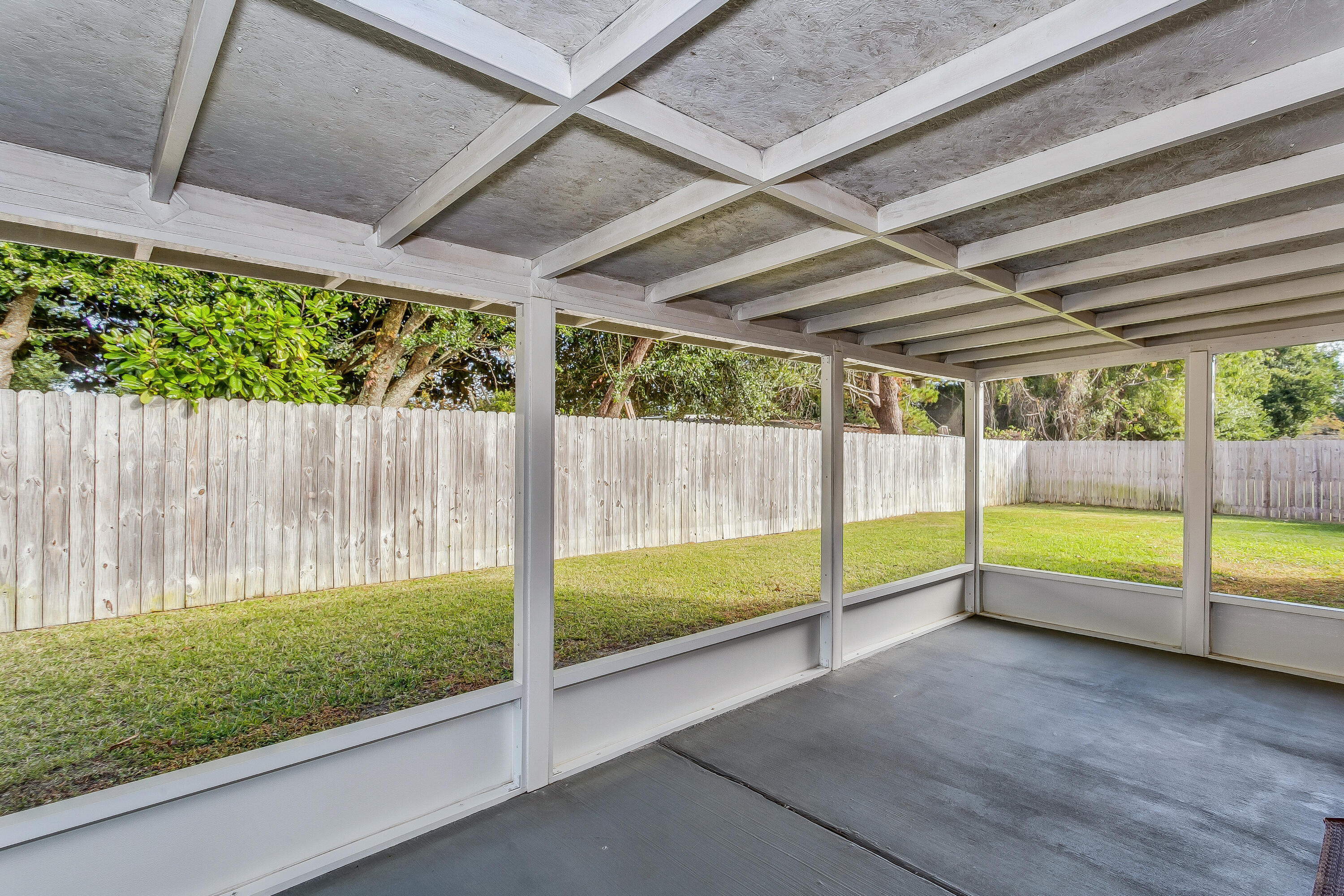 LIVE OAK - Residential