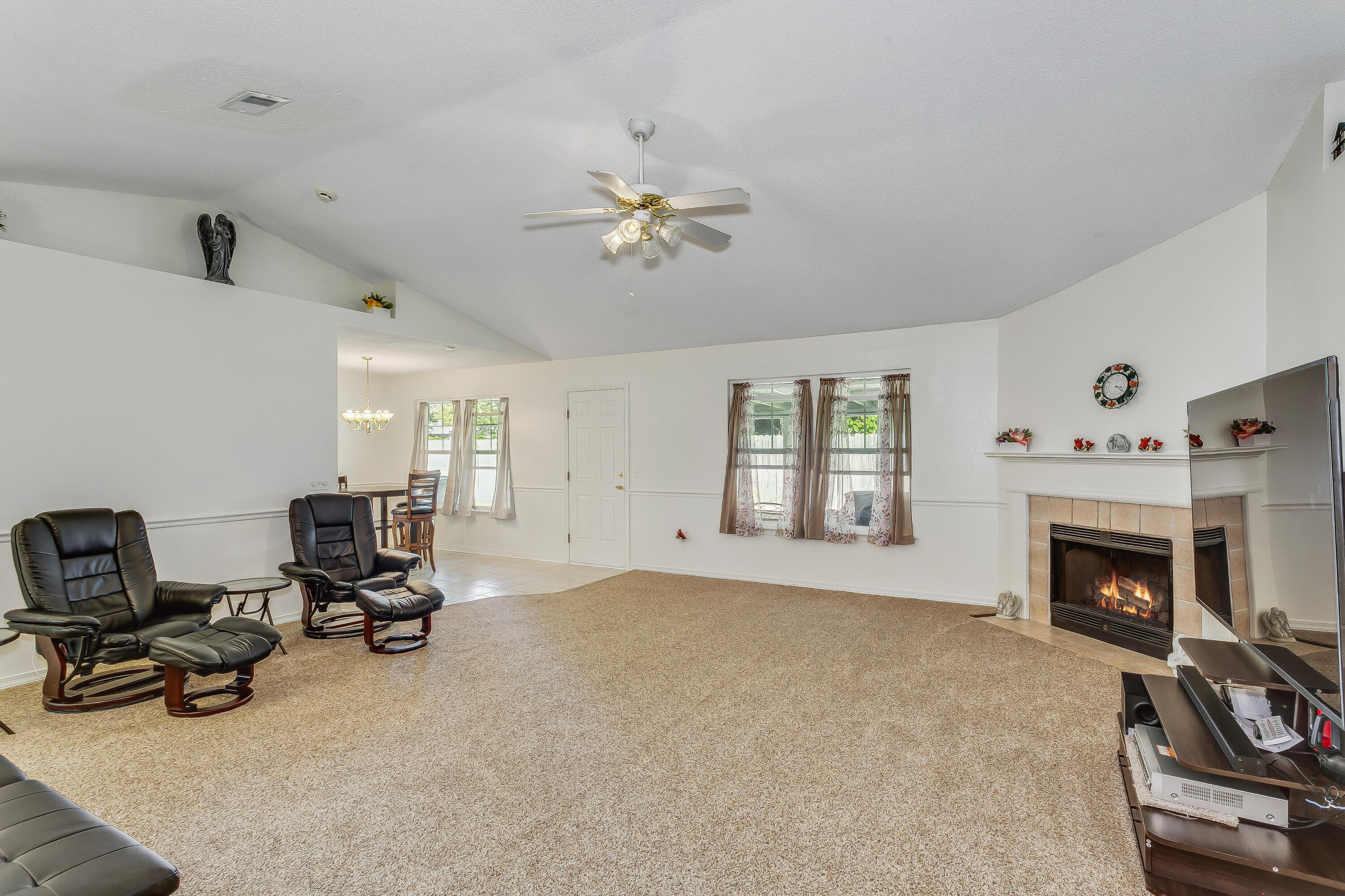 LIVE OAK - Residential