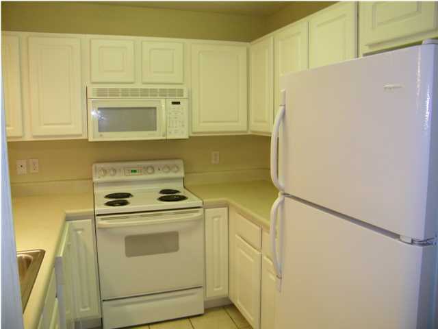 OAK PARK TOWNHOMES - Residential