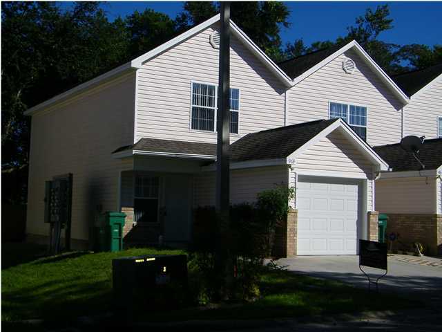 OAK PARK TOWNHOMES - Residential