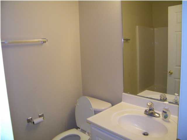 OAK PARK TOWNHOMES - Residential