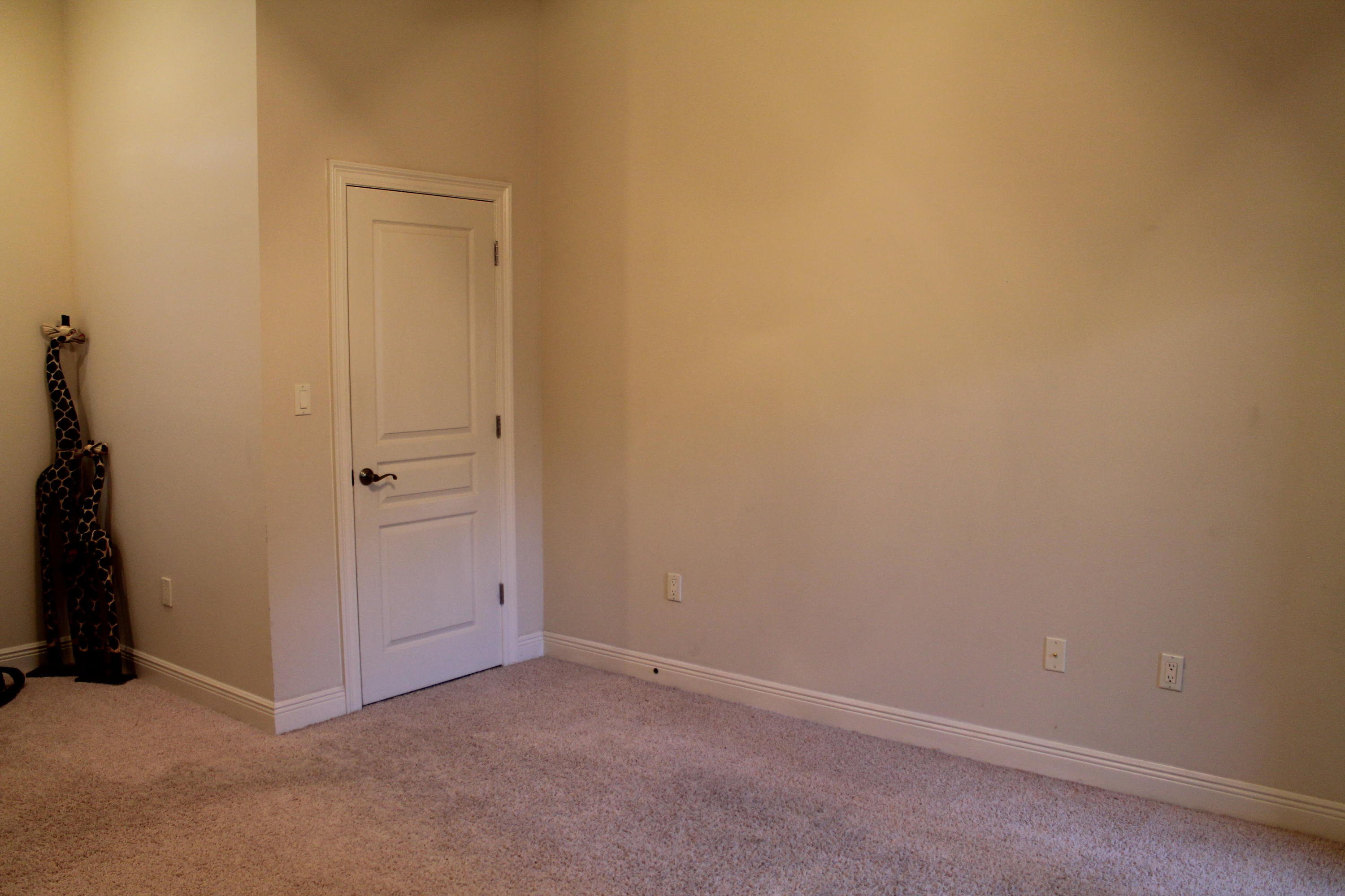 CHARDONNAY ESTATES - Residential