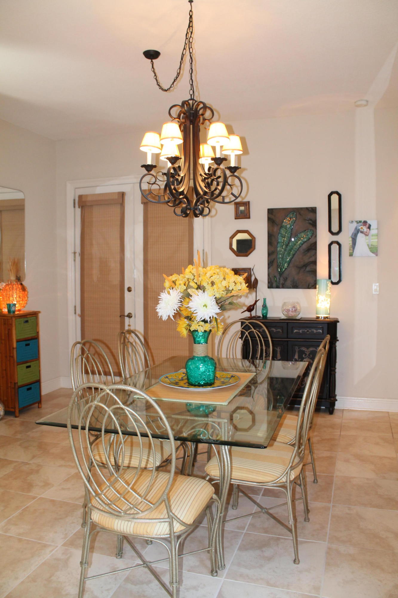 CHARDONNAY ESTATES - Residential