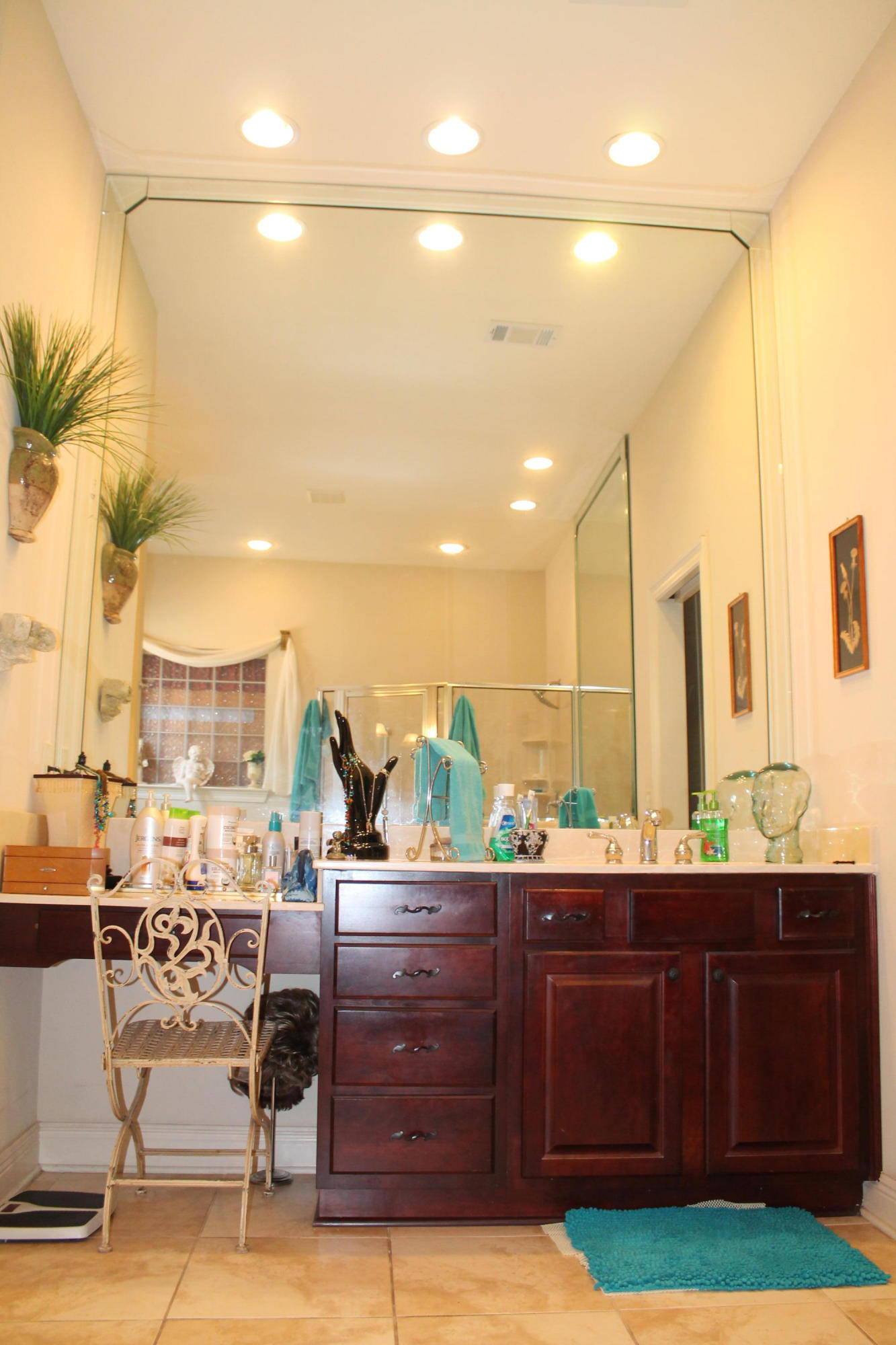 CHARDONNAY ESTATES - Residential