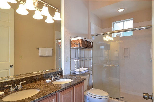 CRYSTAL COVE - Residential