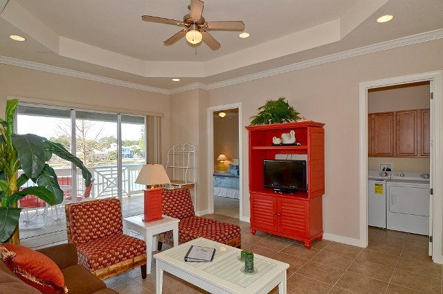 CRYSTAL COVE - Residential