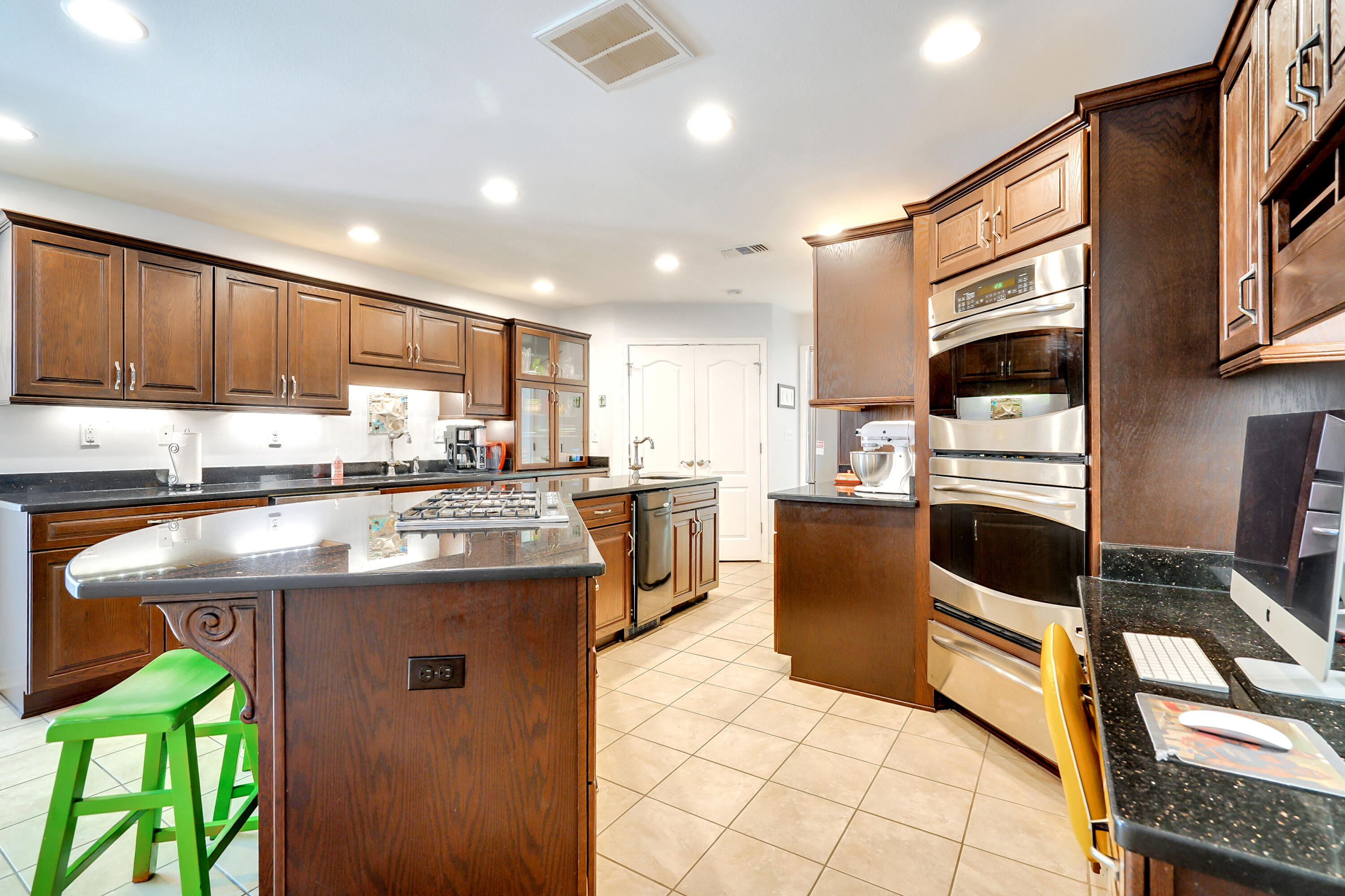 FOREST PARK - Residential