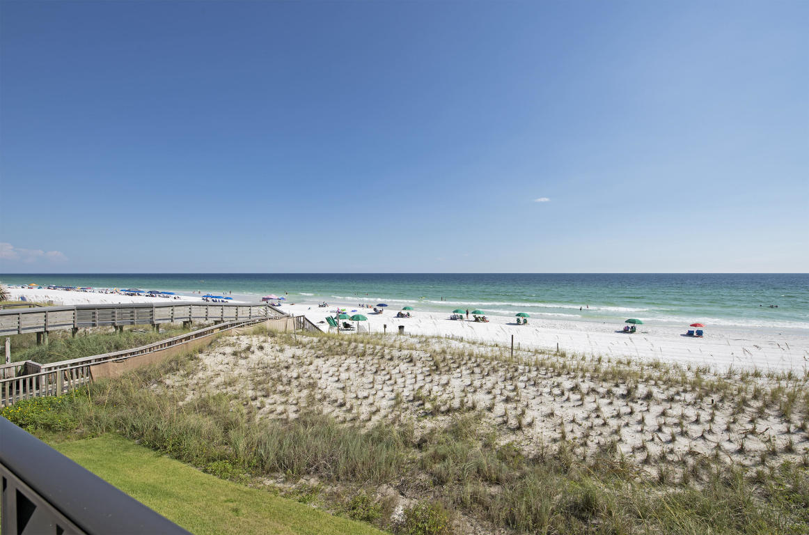 EMERALD TOWERS WEST CONDO - Residential