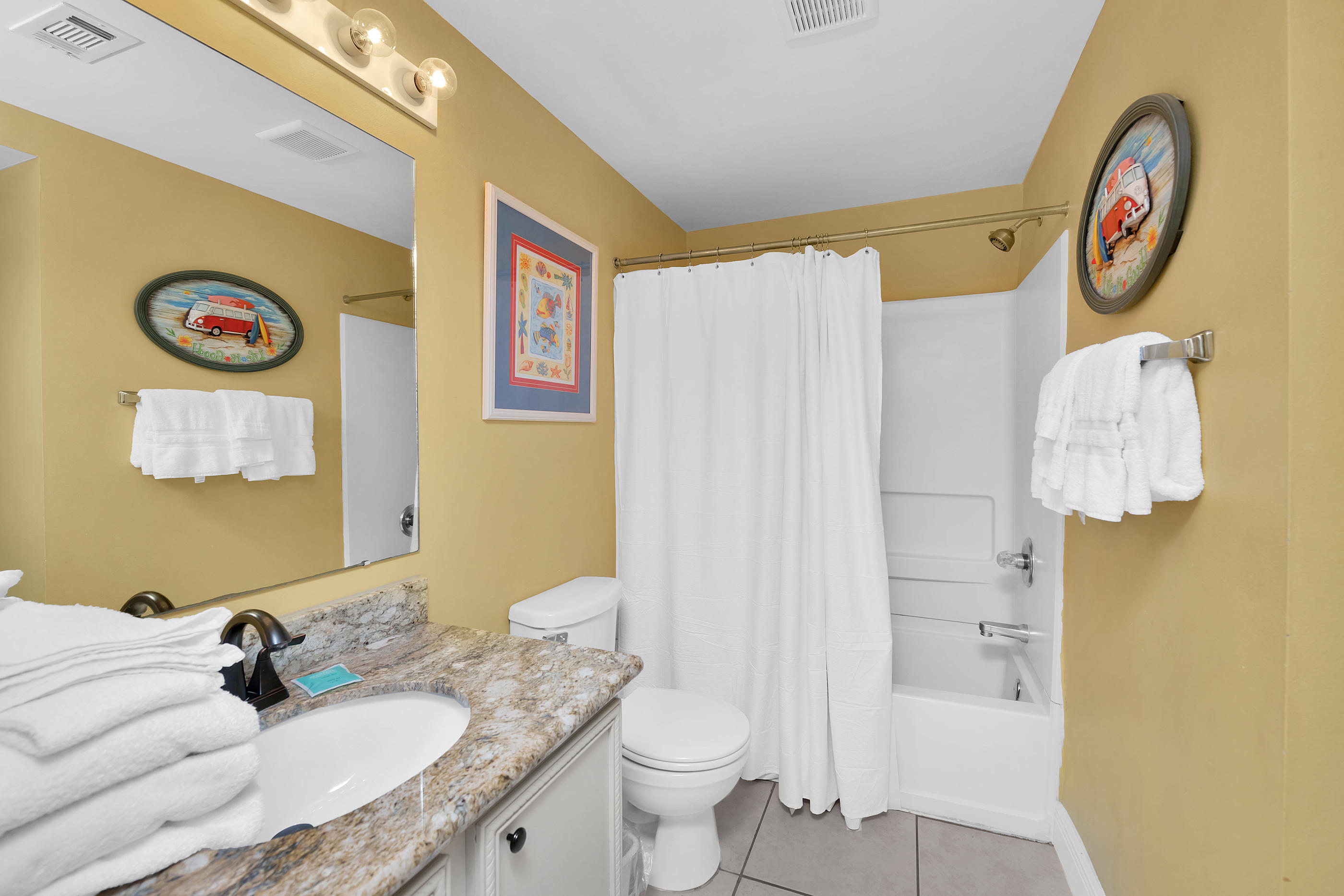 EMERALD TOWERS WEST CONDO - Residential