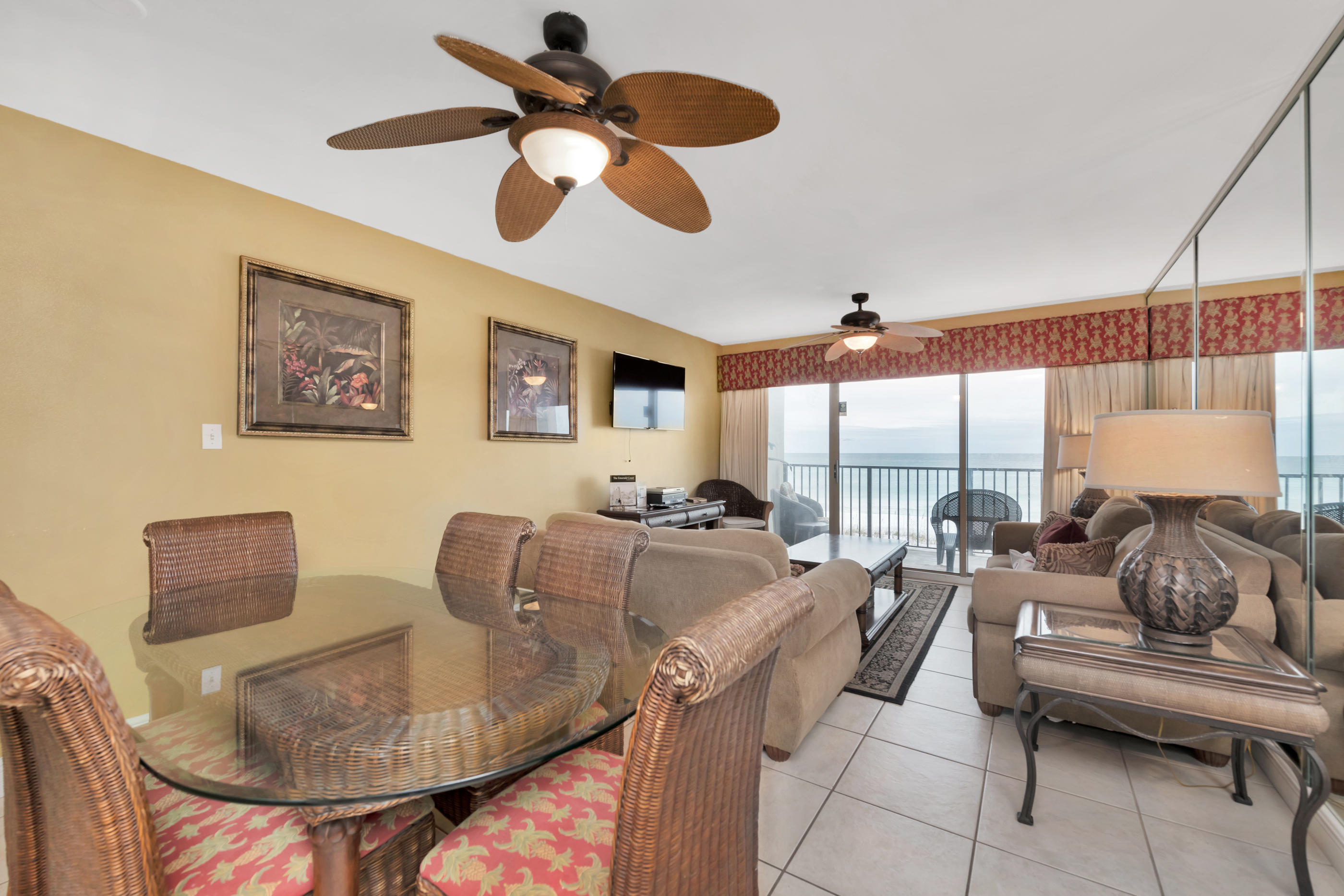 EMERALD TOWERS WEST CONDO - Residential