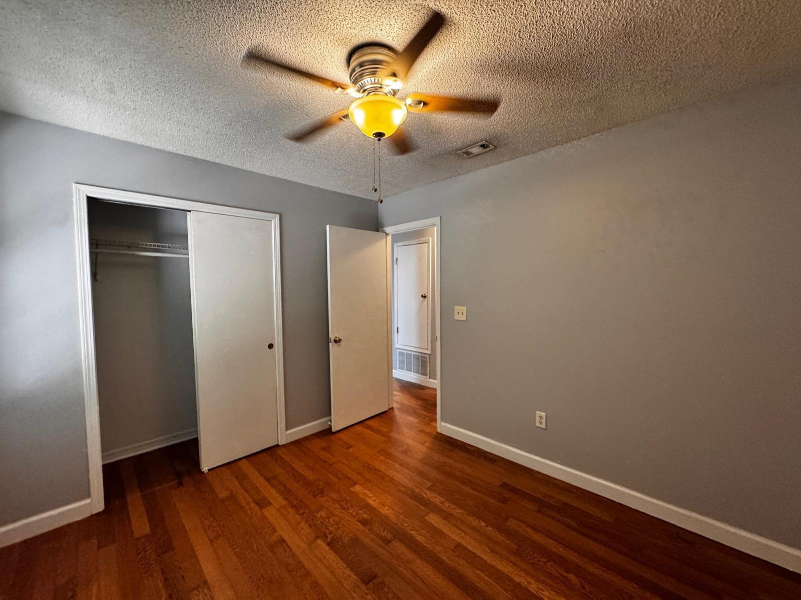 SHOAL CREEK MANOR 1ST ADDN - Residential Lease