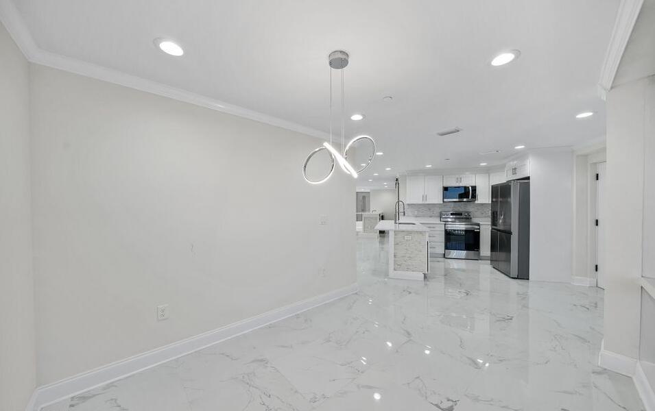 Laketown Wharf - Residential
