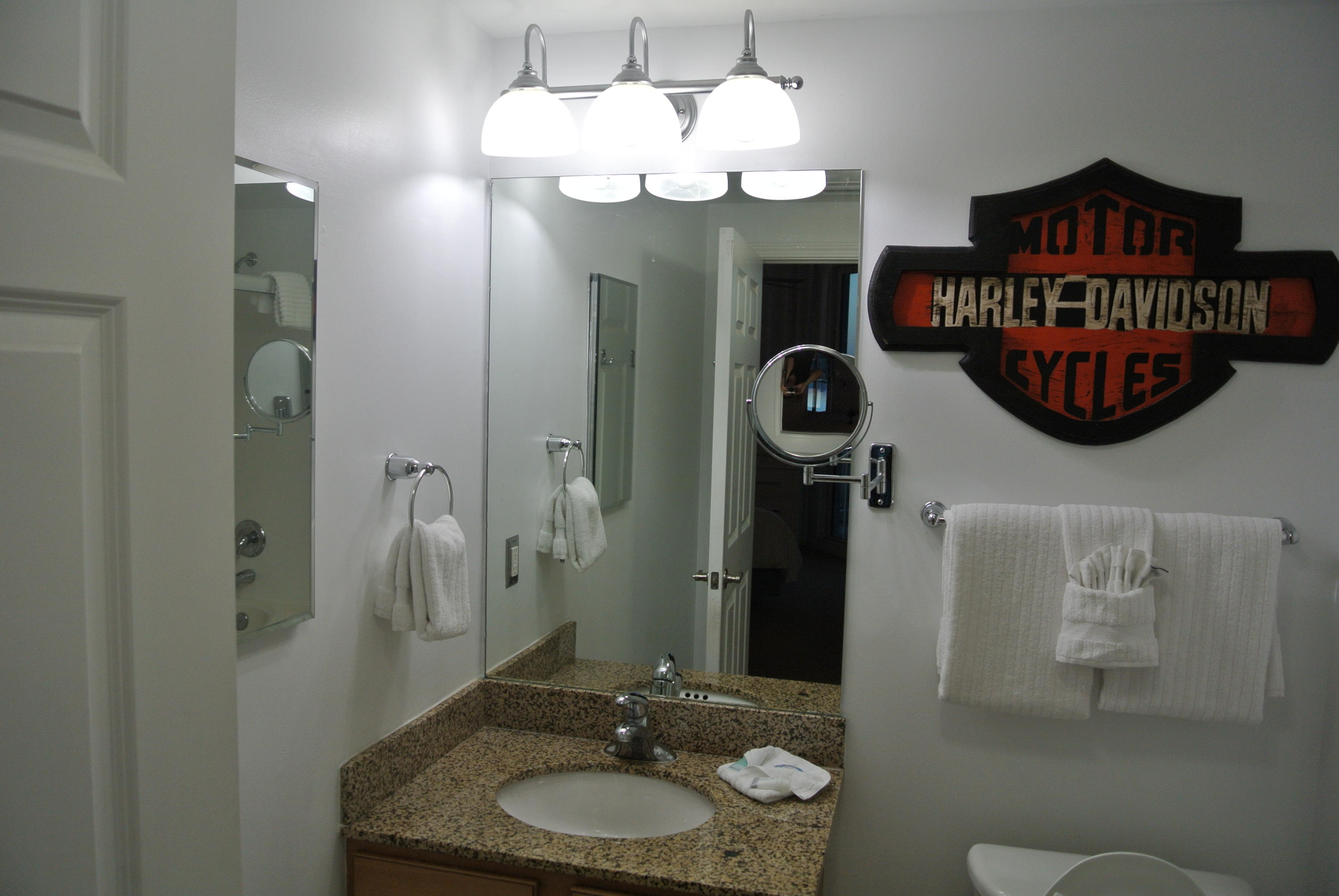 THE PALMS OF DESTIN - Residential Lease