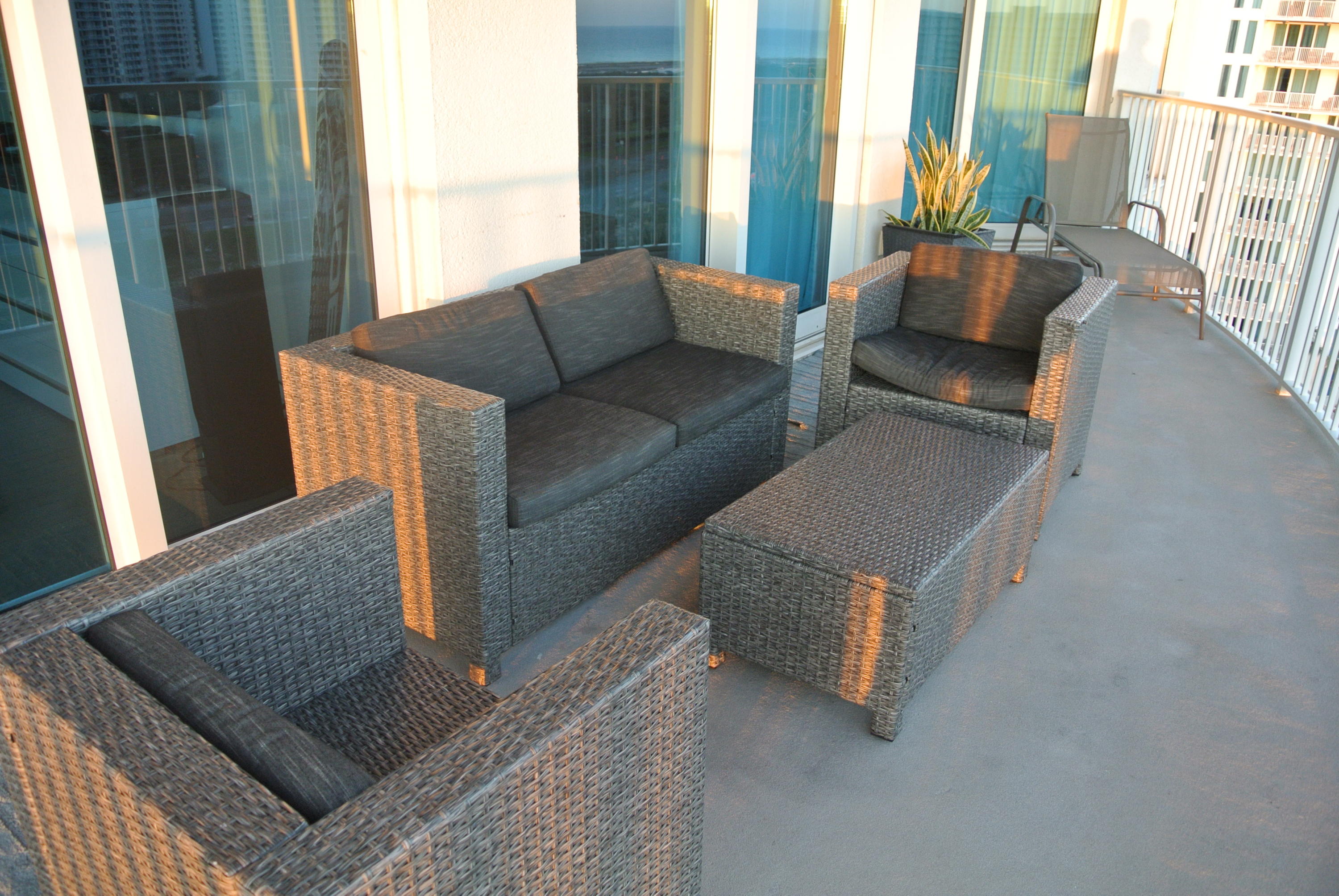 THE PALMS OF DESTIN - Residential Lease