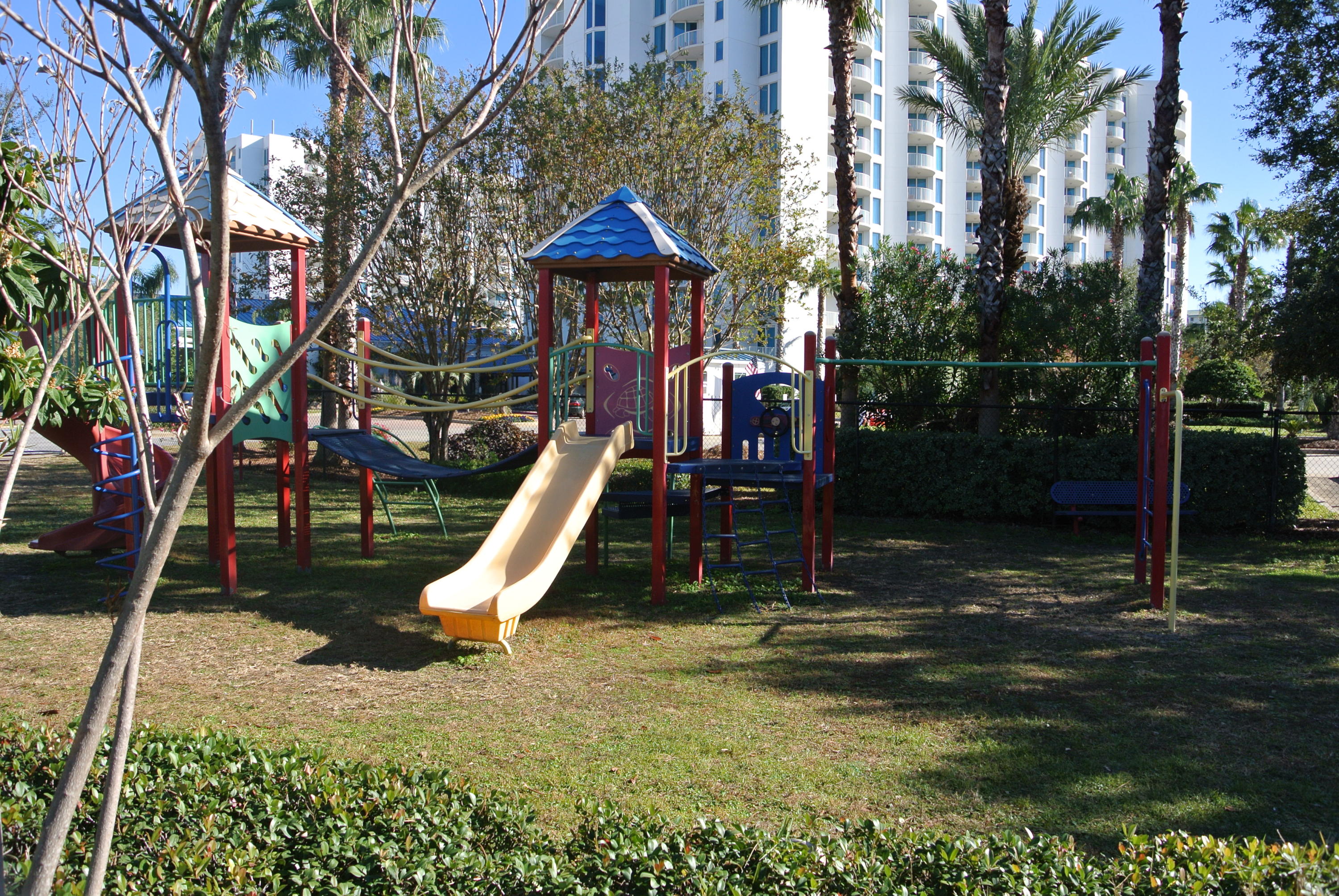 THE PALMS OF DESTIN - Residential Lease