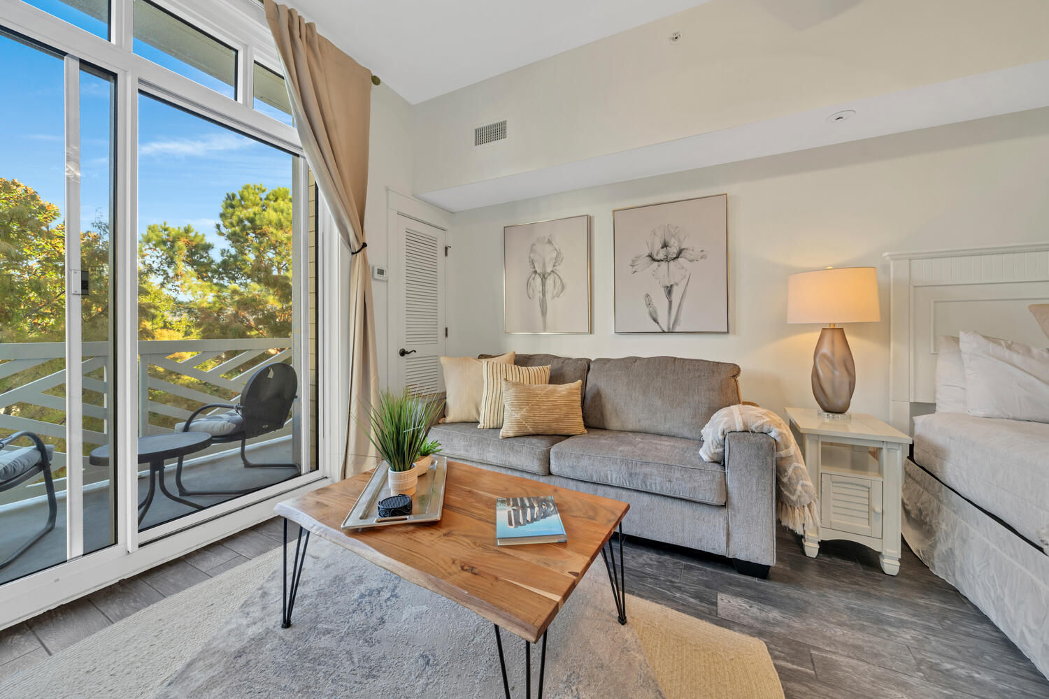 PILOT HOUSE - Residential