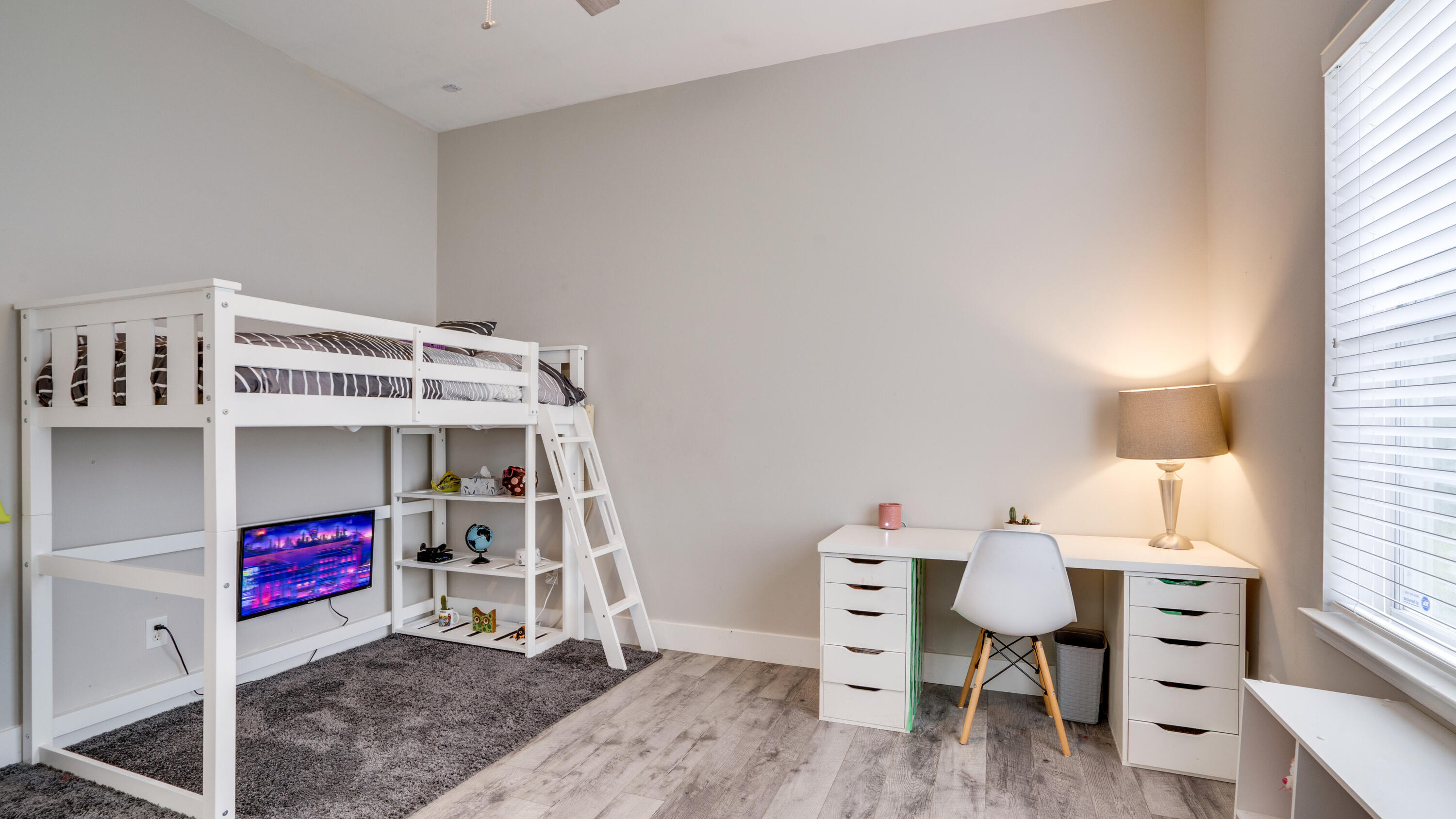 EMERALD BAY PH 1A - Residential