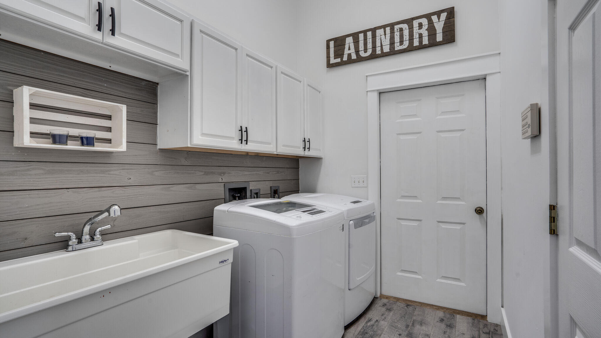 EMERALD BAY PH 1A - Residential