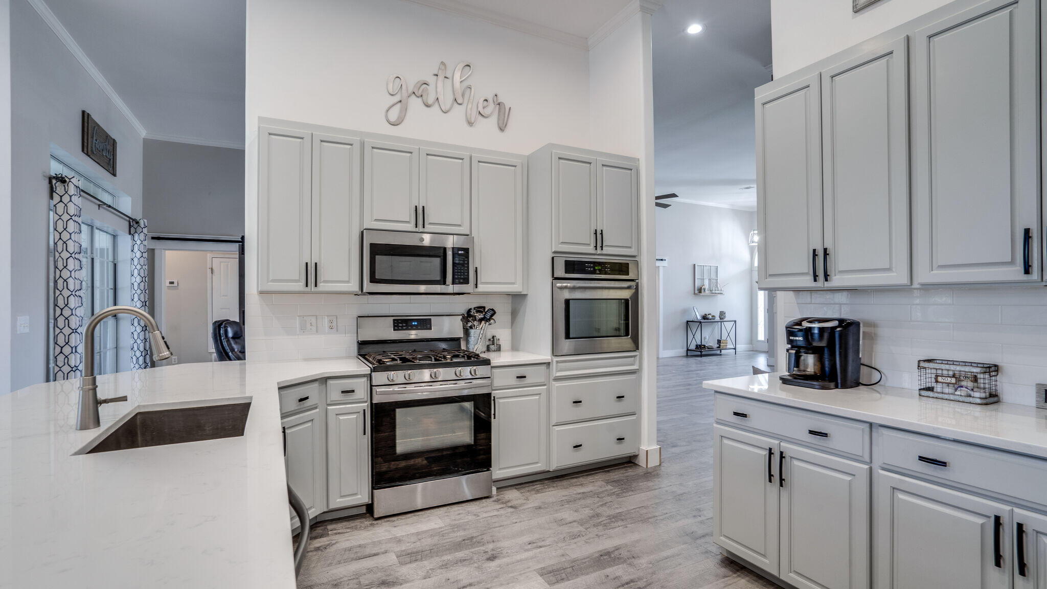 EMERALD BAY PH 1A - Residential