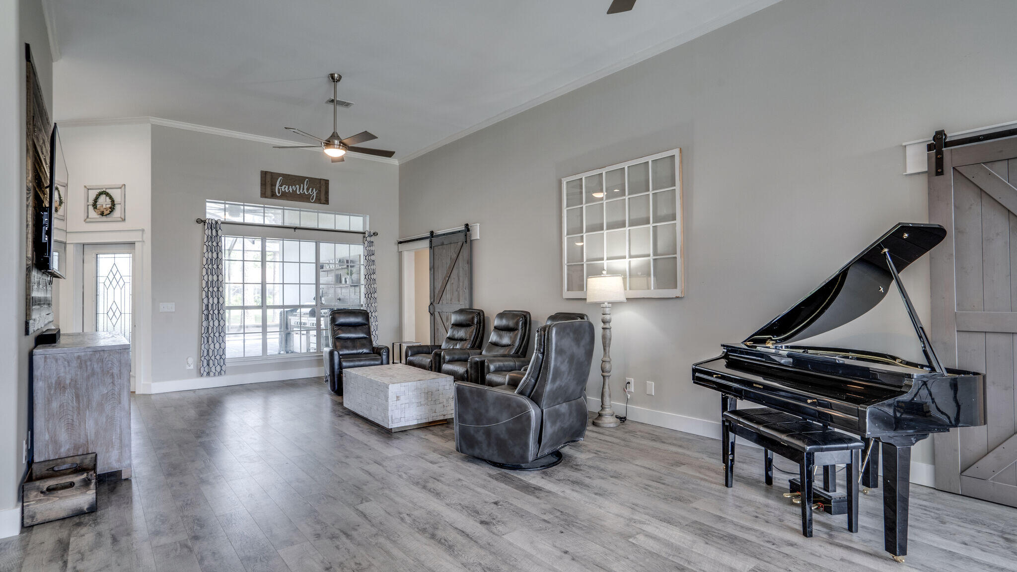 EMERALD BAY PH 1A - Residential