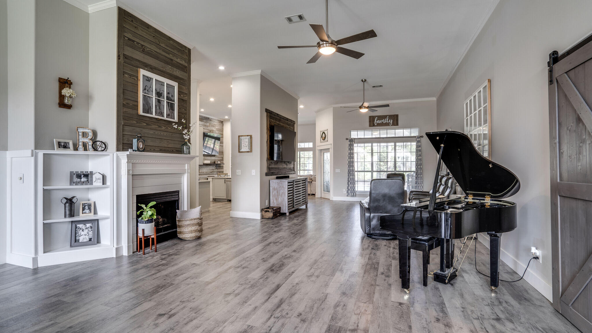 EMERALD BAY PH 1A - Residential