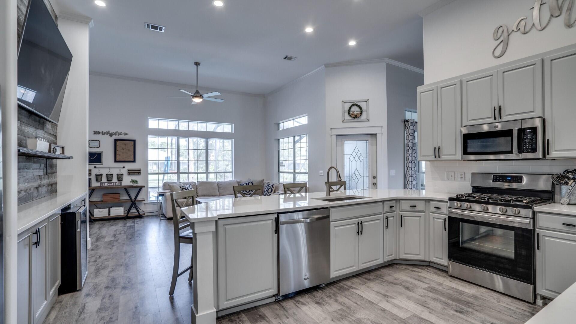 EMERALD BAY PH 1A - Residential