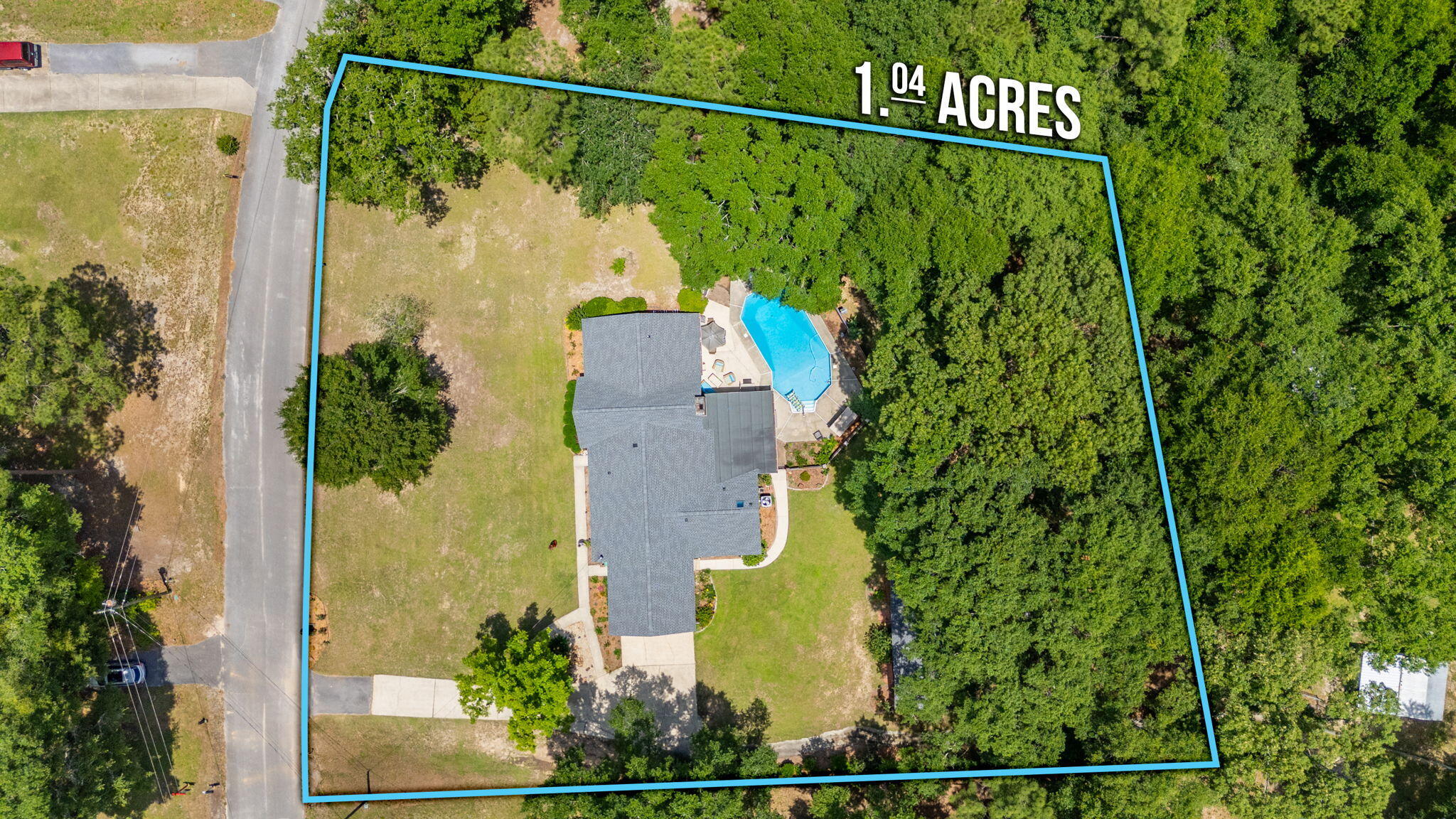 Crestview Suburb 231000.00 - Residential