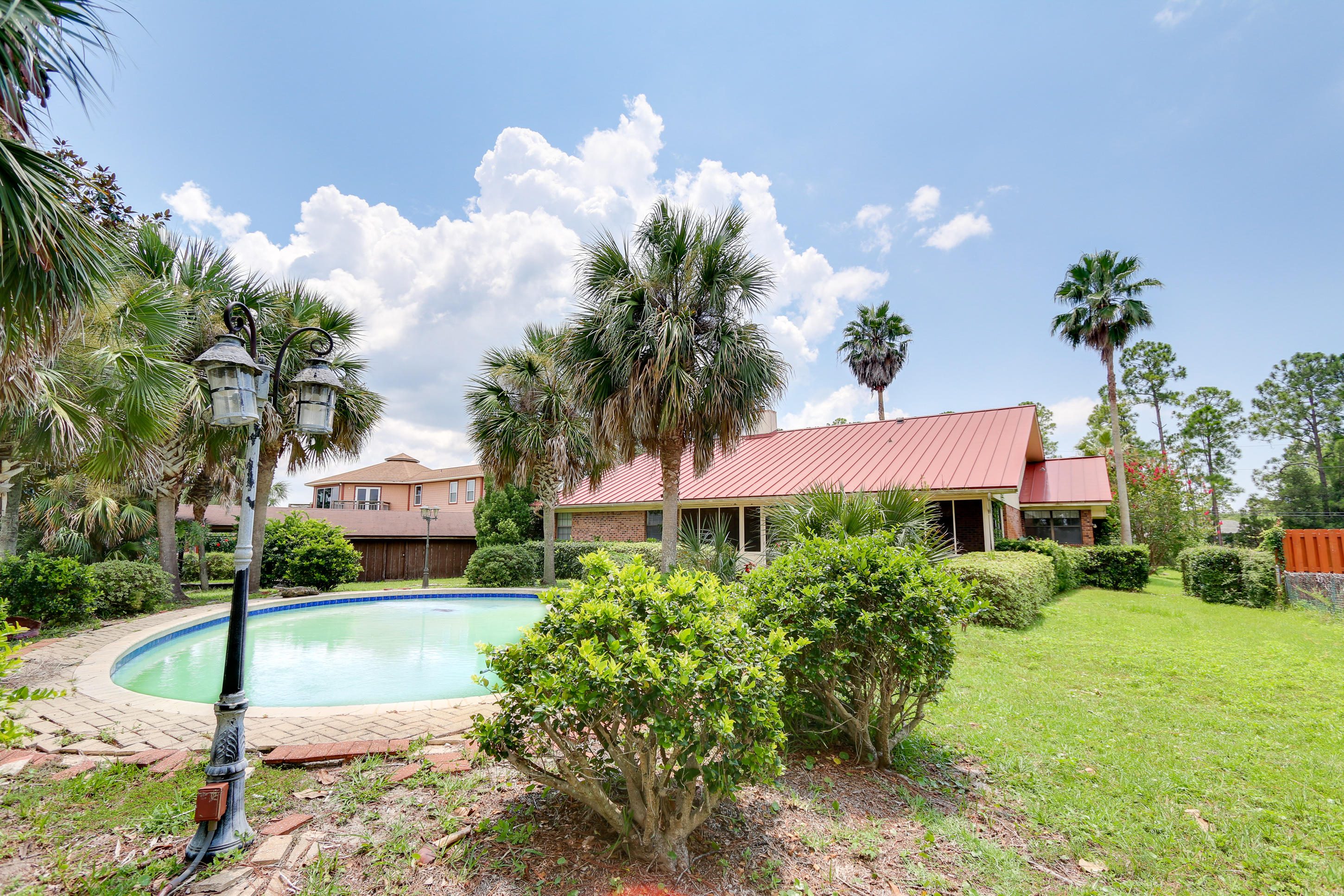 BAYWOOD SHORE ESTATES UNIT 5 - Residential
