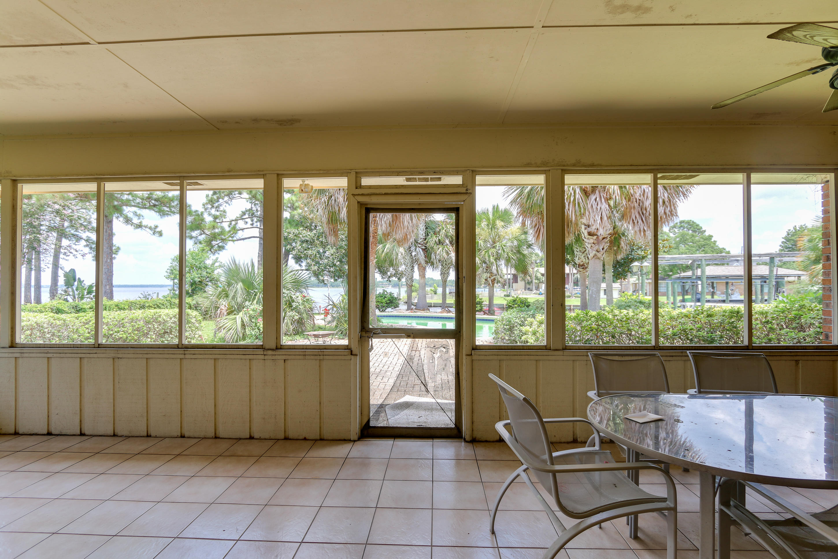 BAYWOOD SHORE ESTATES UNIT 5 - Residential