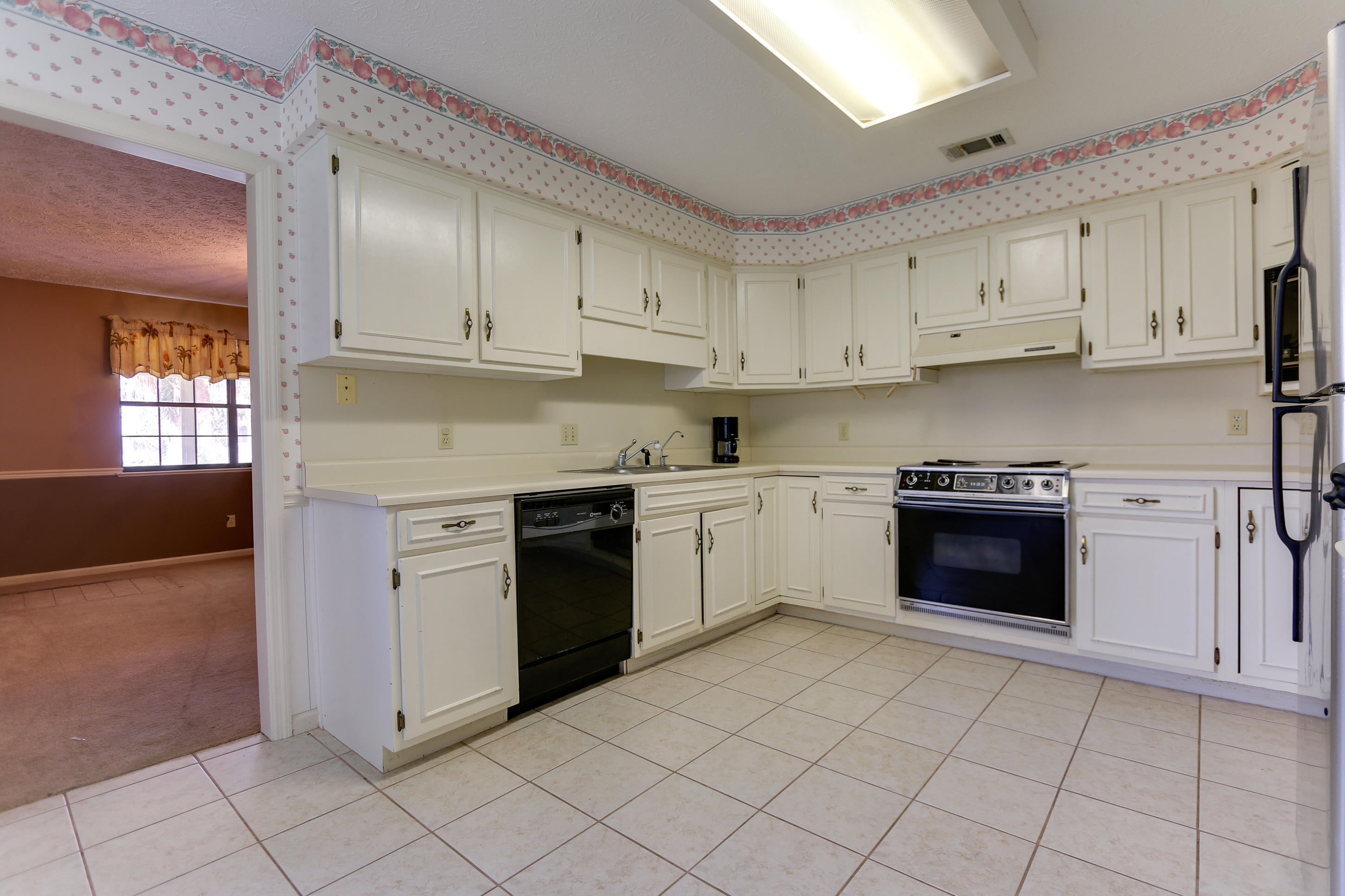 BAYWOOD SHORE ESTATES UNIT 5 - Residential