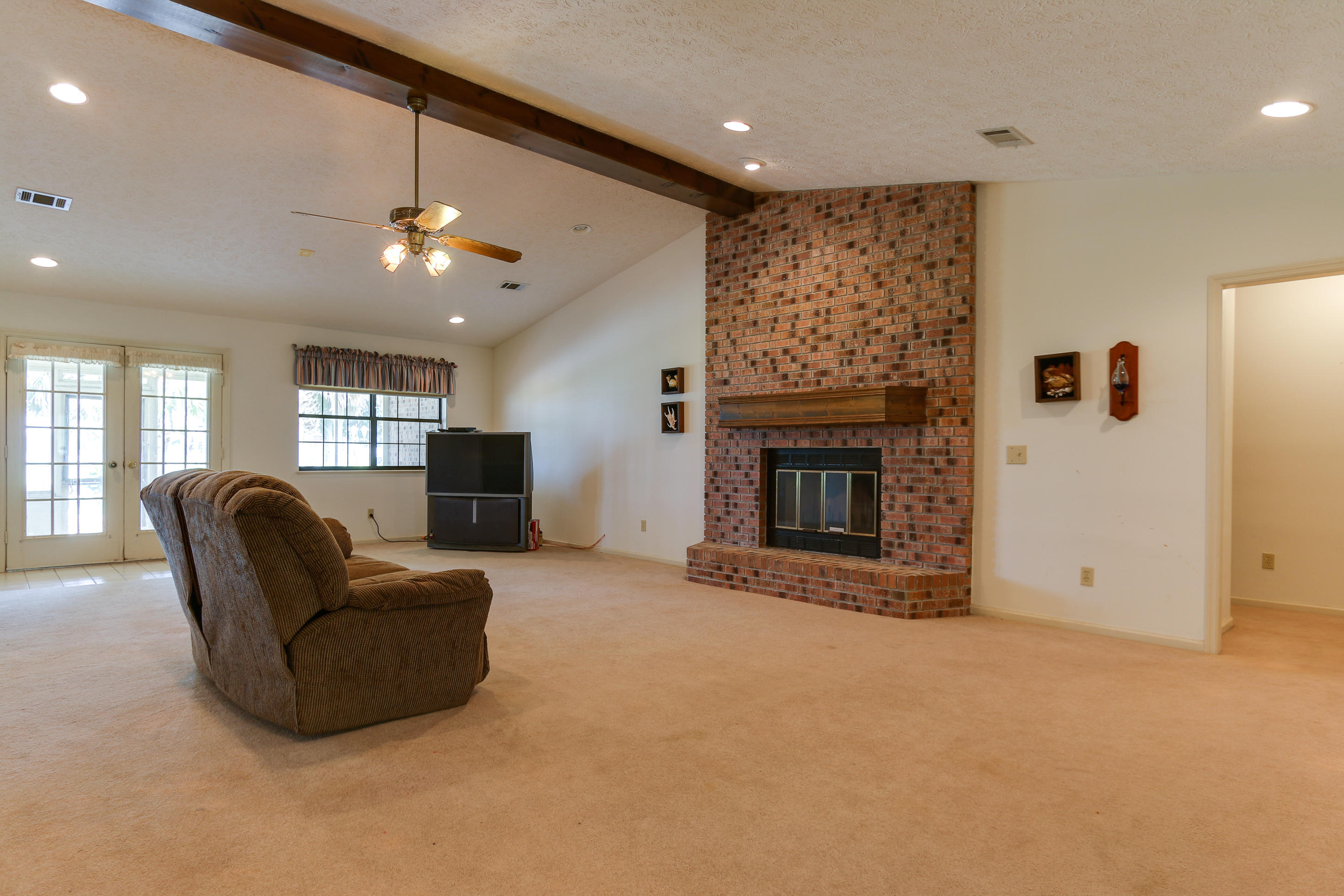 BAYWOOD SHORE ESTATES UNIT 5 - Residential