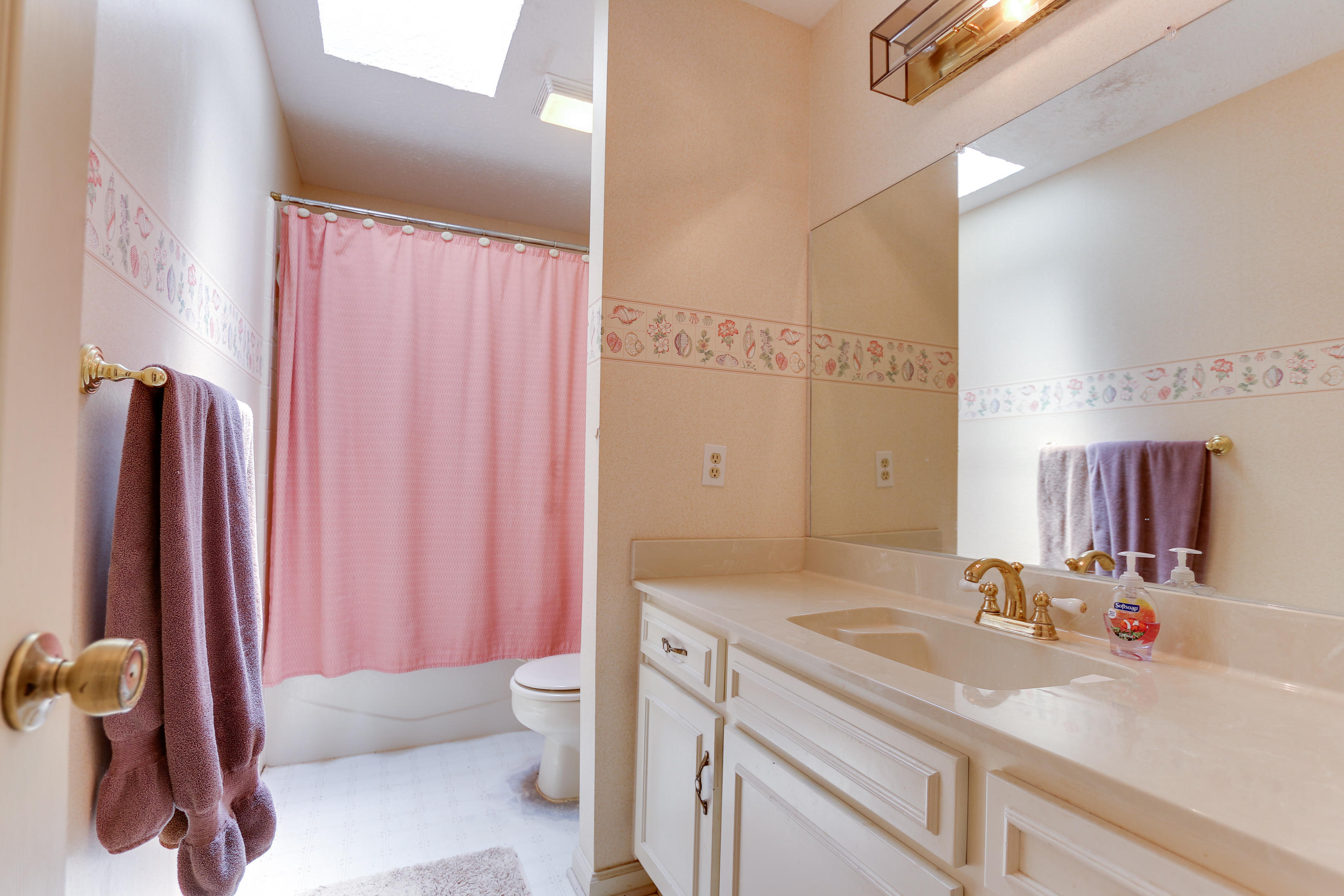 BAYWOOD SHORE ESTATES UNIT 5 - Residential