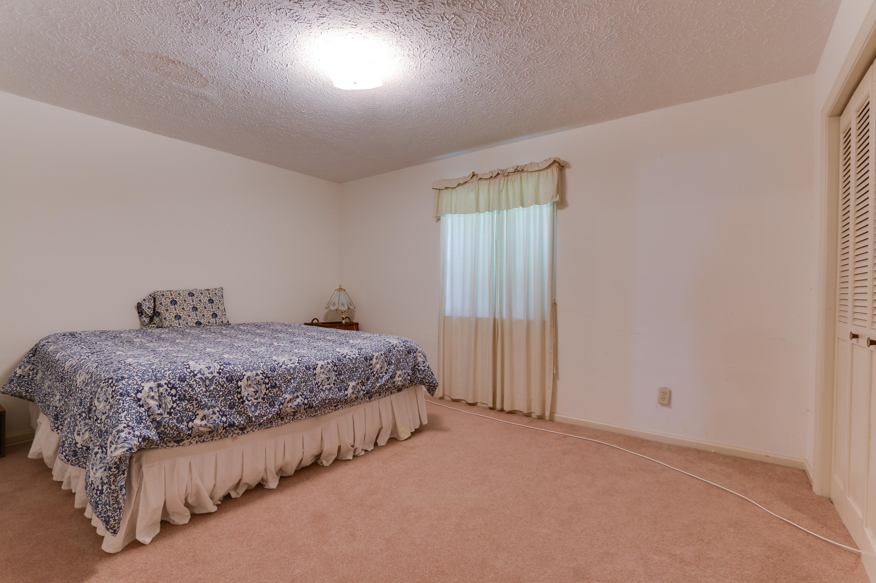 BAYWOOD SHORE ESTATES UNIT 5 - Residential
