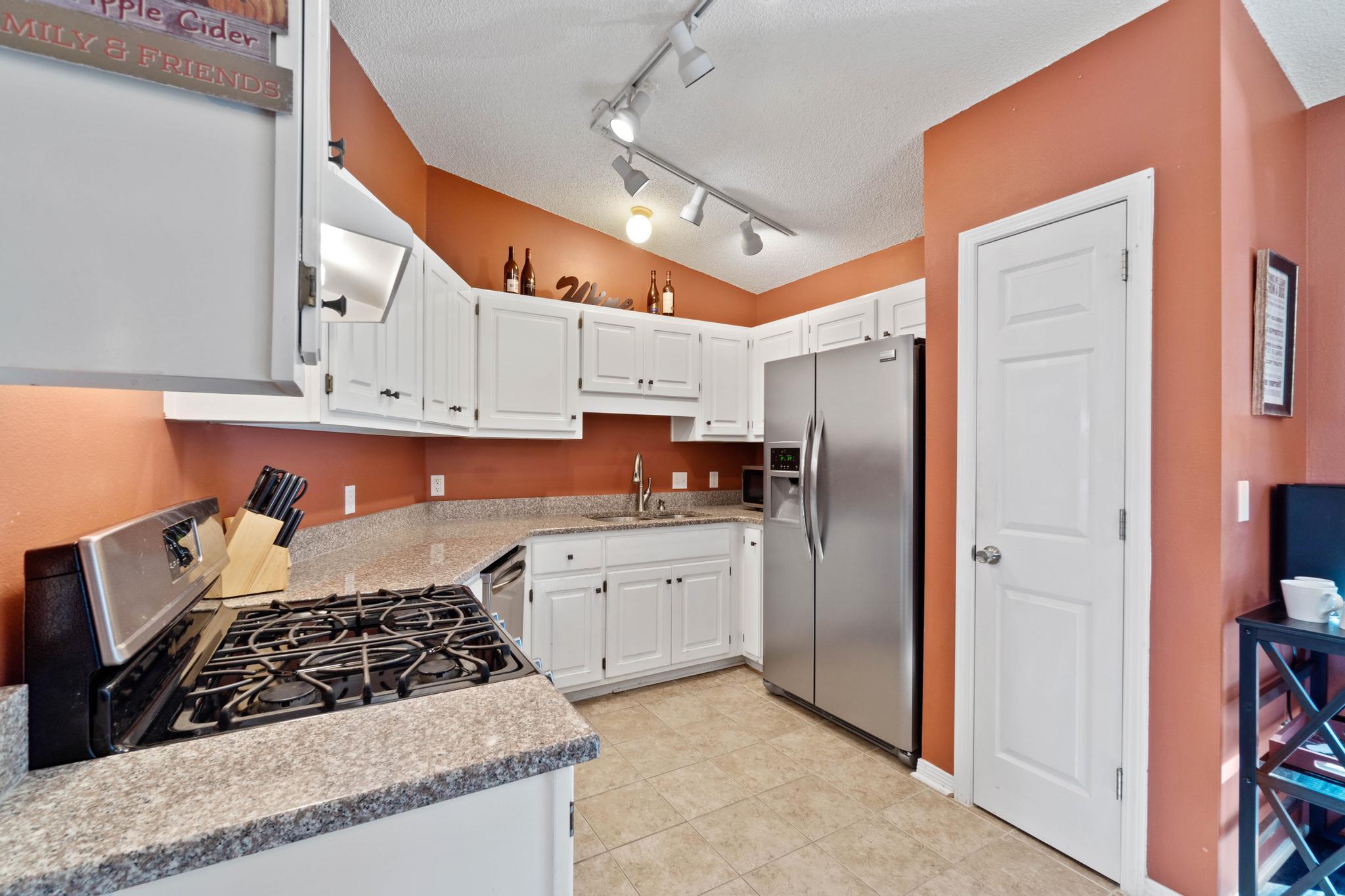 BENT TREE ESTATES - Residential