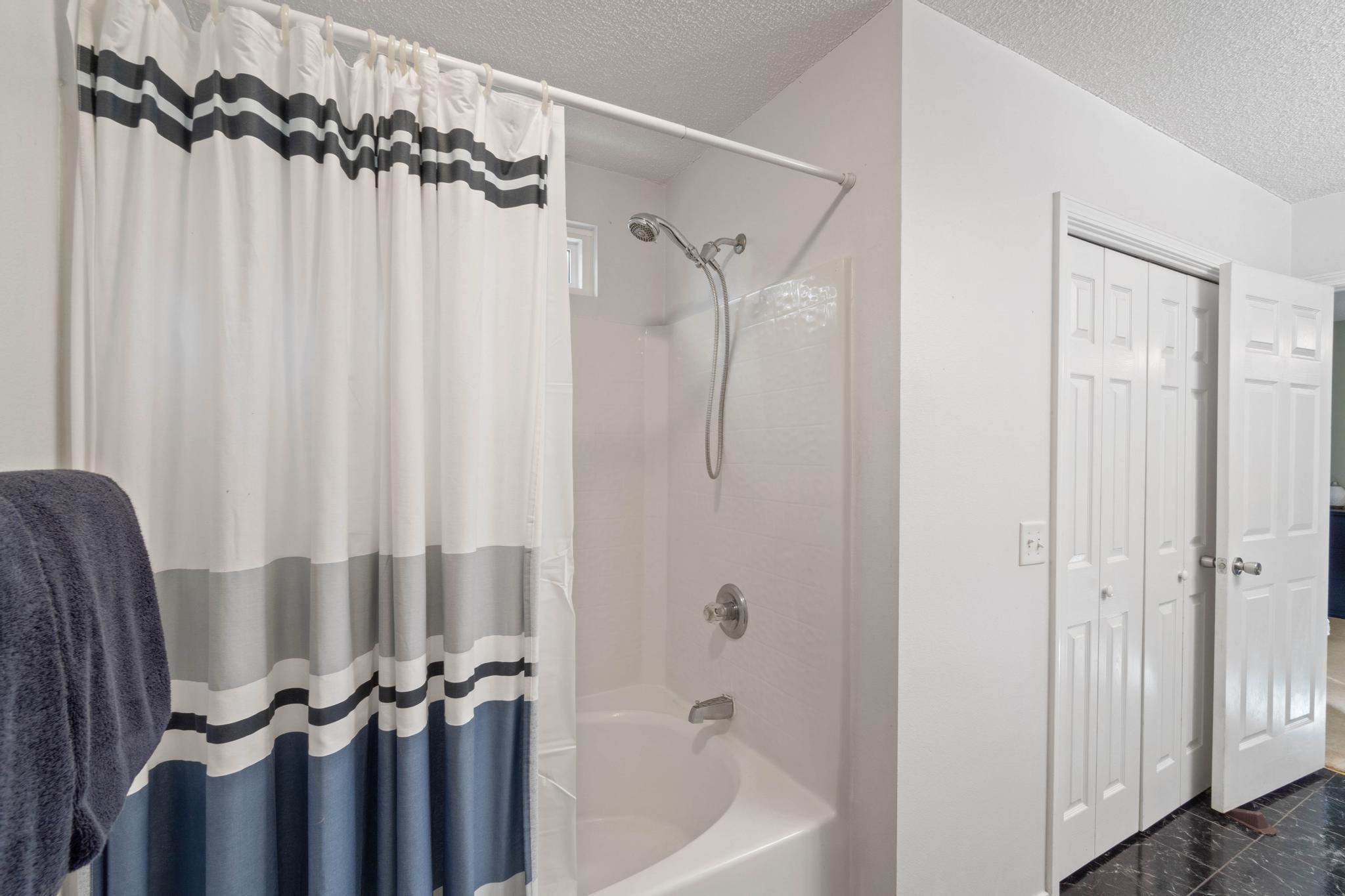 BENT TREE ESTATES - Residential