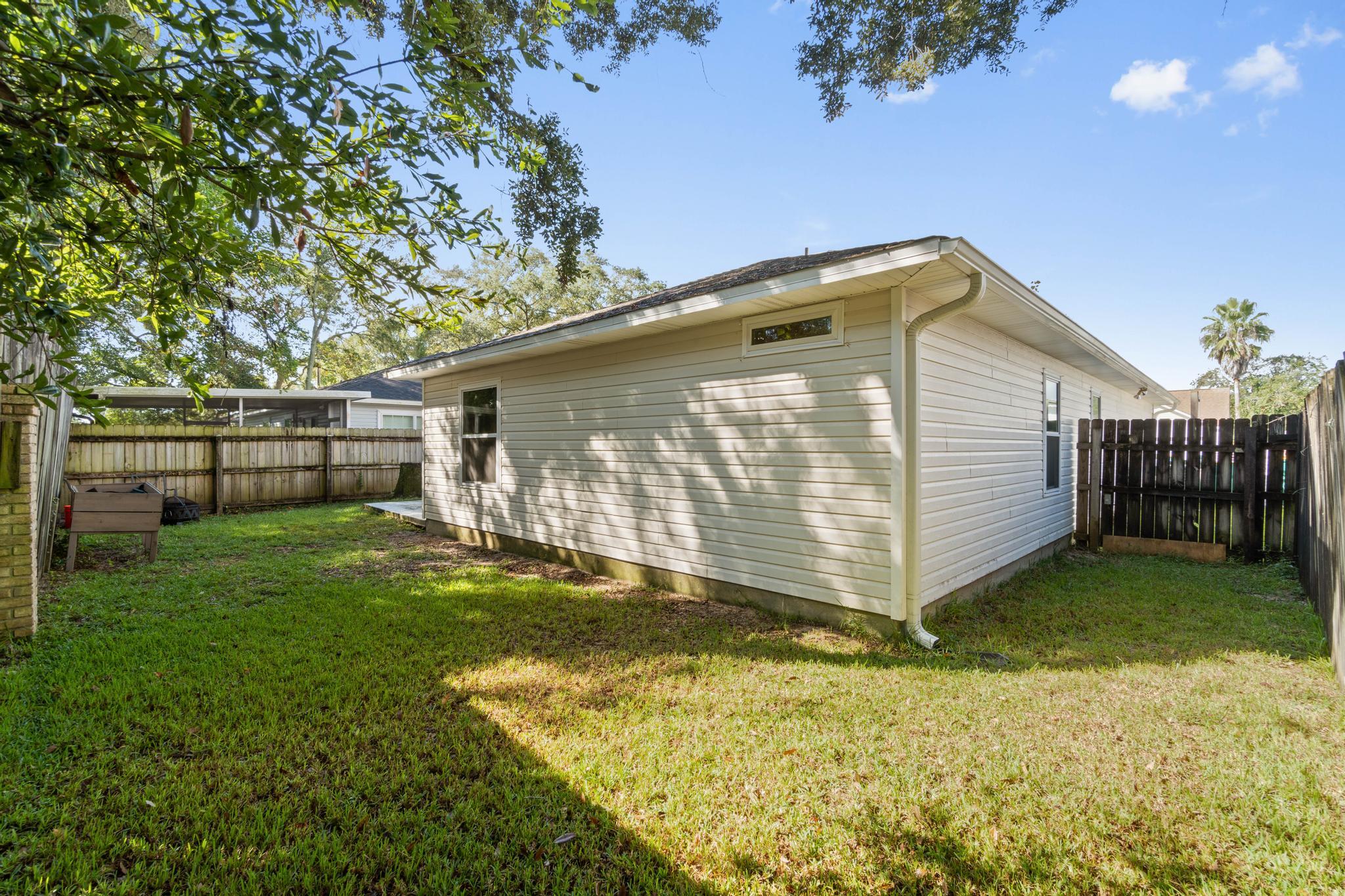 BENT TREE ESTATES - Residential