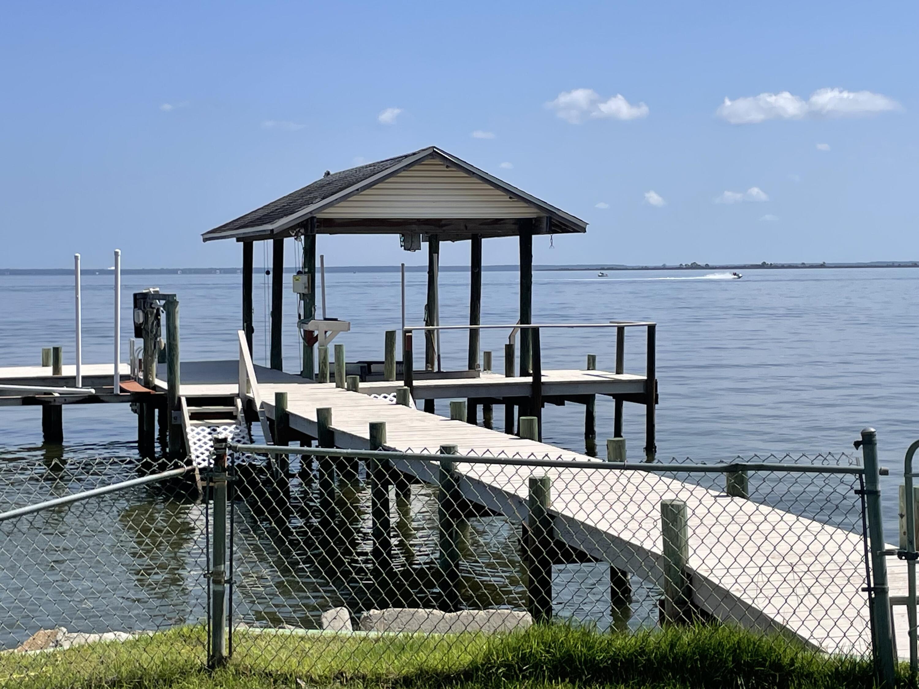 SANTA ROSA BEACH ESTATES - Residential