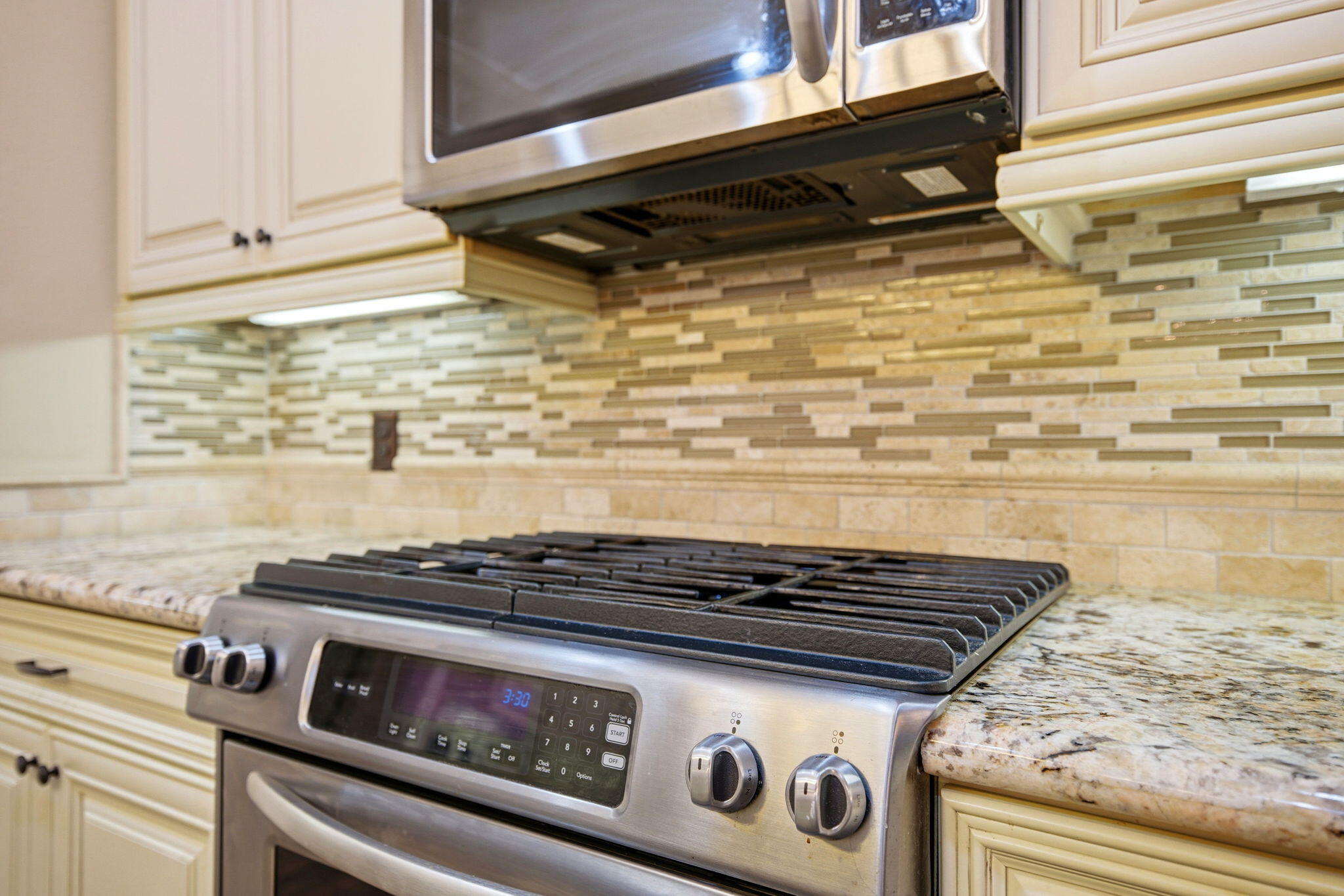 WOODLAWN HEIGHTS - Residential