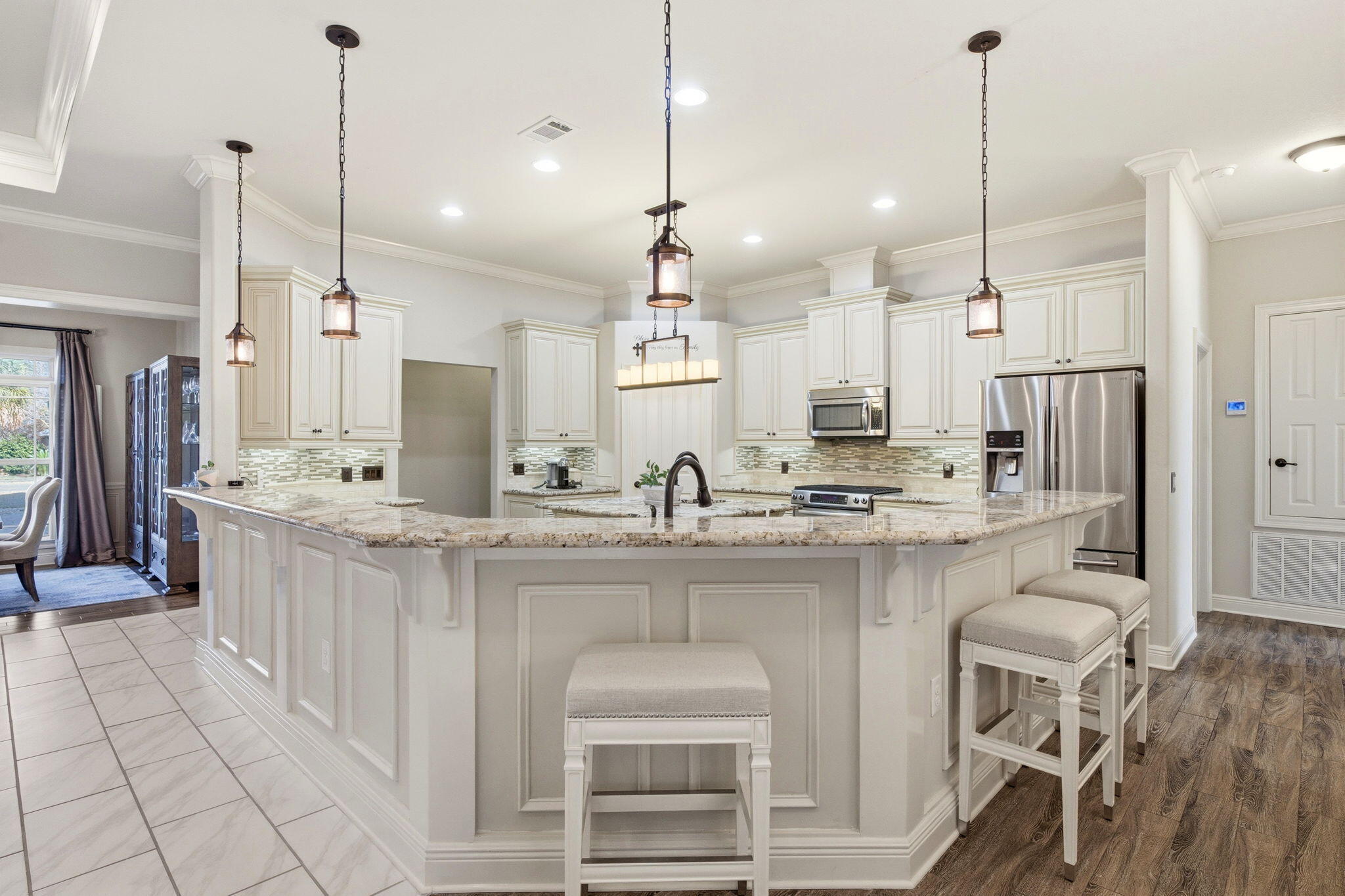 WOODLAWN HEIGHTS - Residential