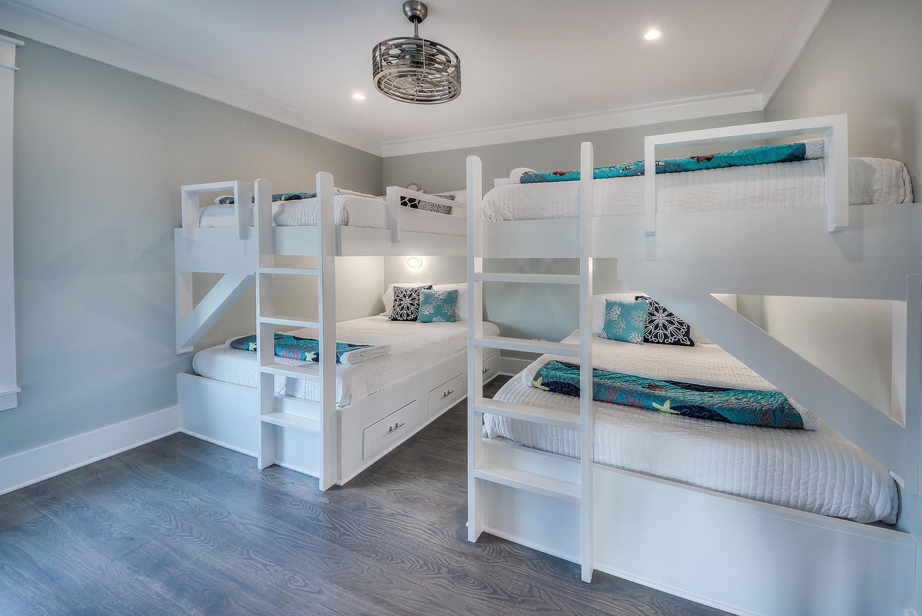 PELICAN POINTE AT CAMP CREEK - Residential