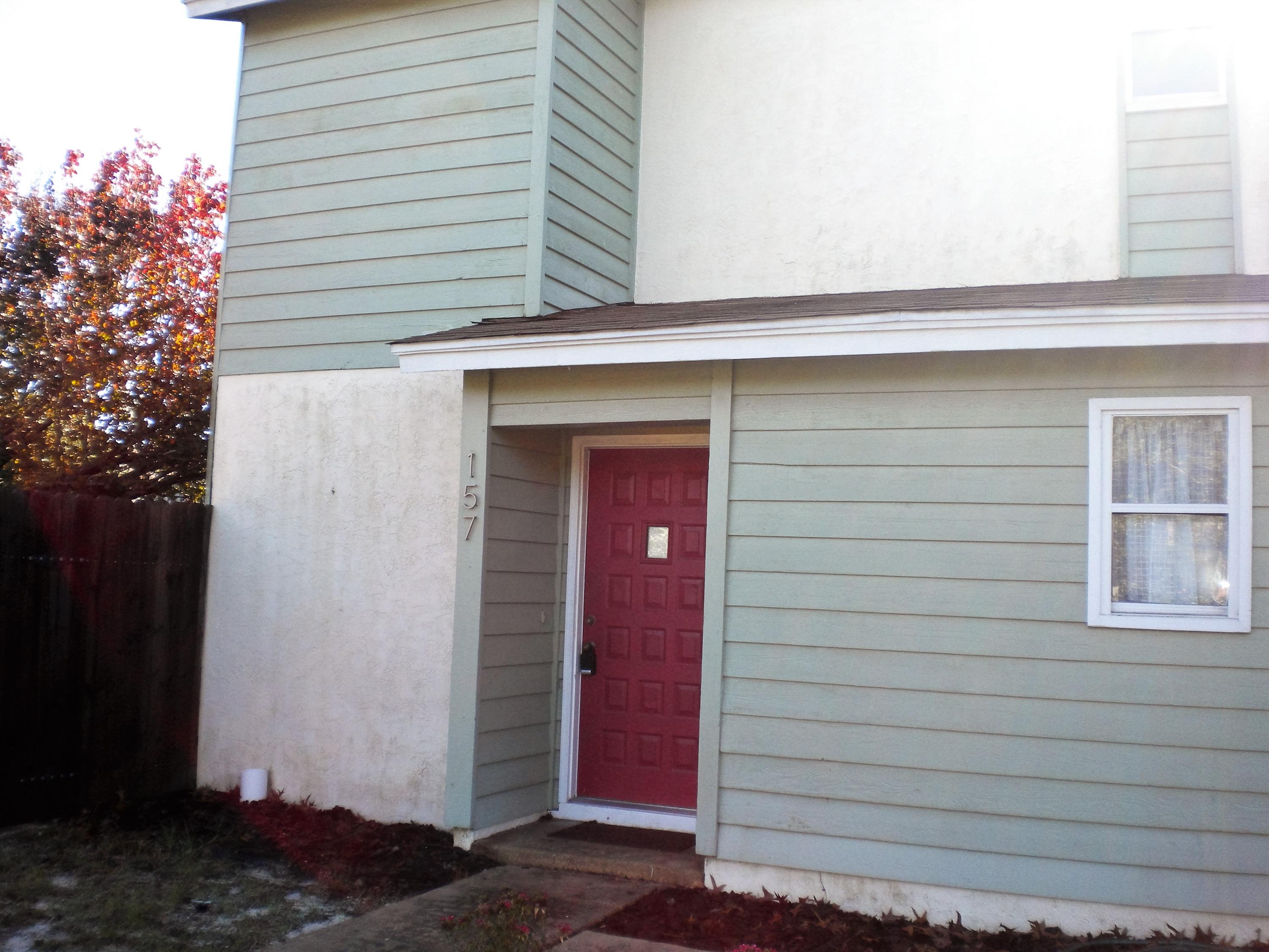 PINE RIDGE TRACE RE/SUB - Residential Lease